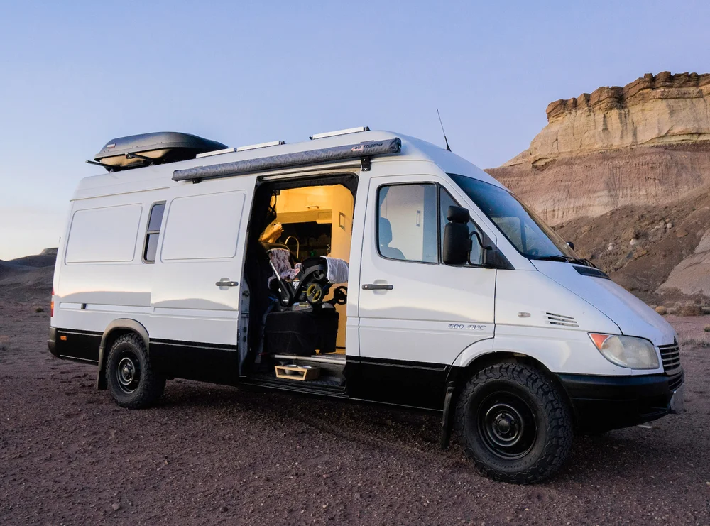 Can A Child Ride In The Front Seat Of Cargo Van Germany