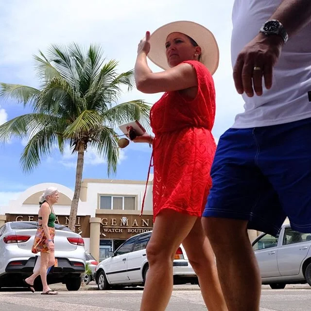 Camera: #Fujifilm X-T3
#Aruba Streets
Thanks in advanced for all your likes and comments!

#personalwork 
#smeerob
#lovinglife
#smeestreet

Fujifilm  #fujifilm_xseries #fujilove #fujicolor #X100f #Fujifeed

Light
#chasinglight #naturallight #makemome