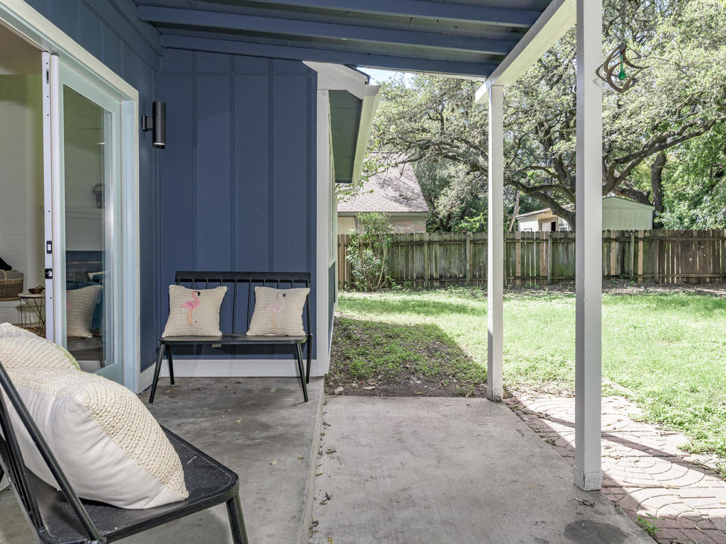 7912 Finch Trail Austin TX-041-44-Finch-MLS_Size.jpg