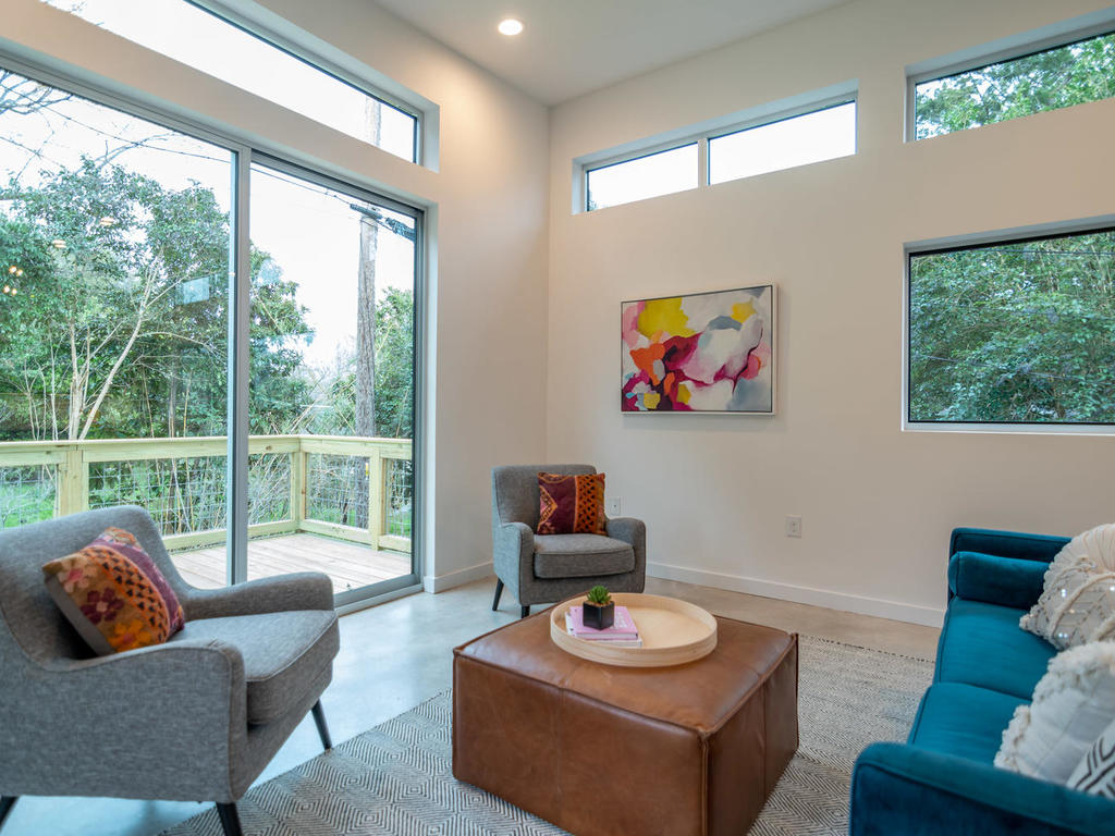 410 Post B Living 6.jpg