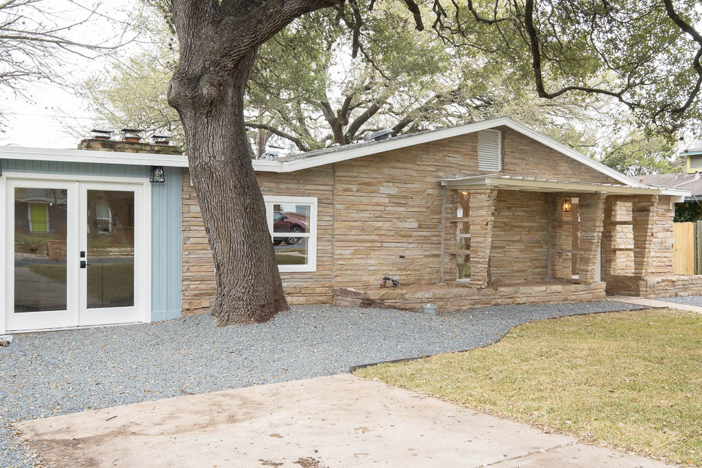 01 Exterior Front-4.jpg