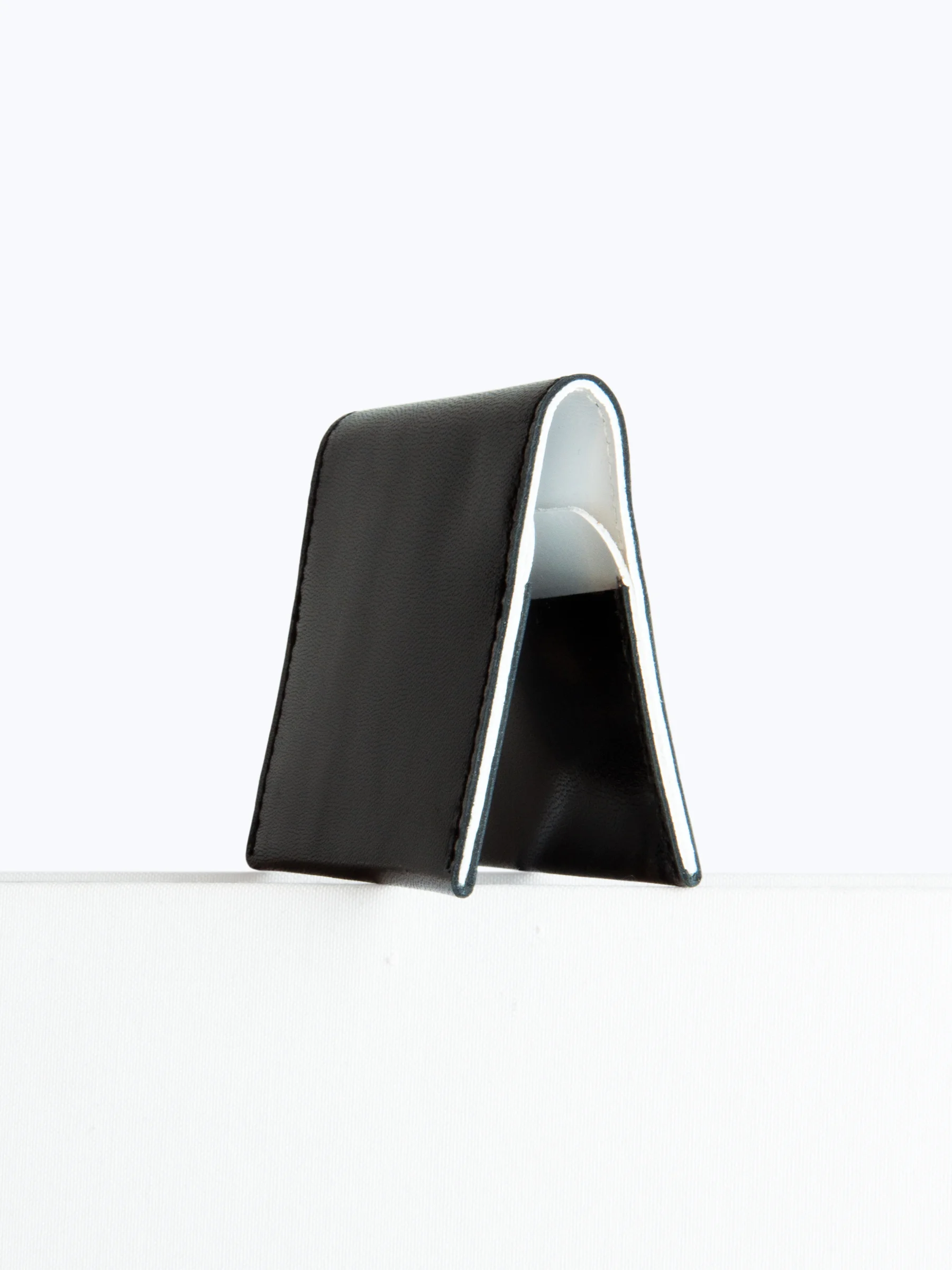 Otaat7-TwoToneCardHolder-1.jpg