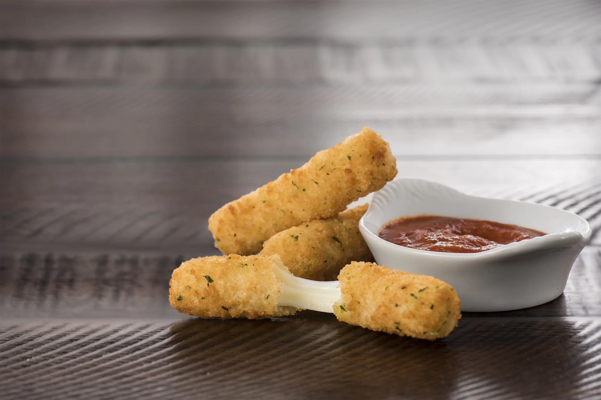MCD13073_holistic_mozzarella.jpg