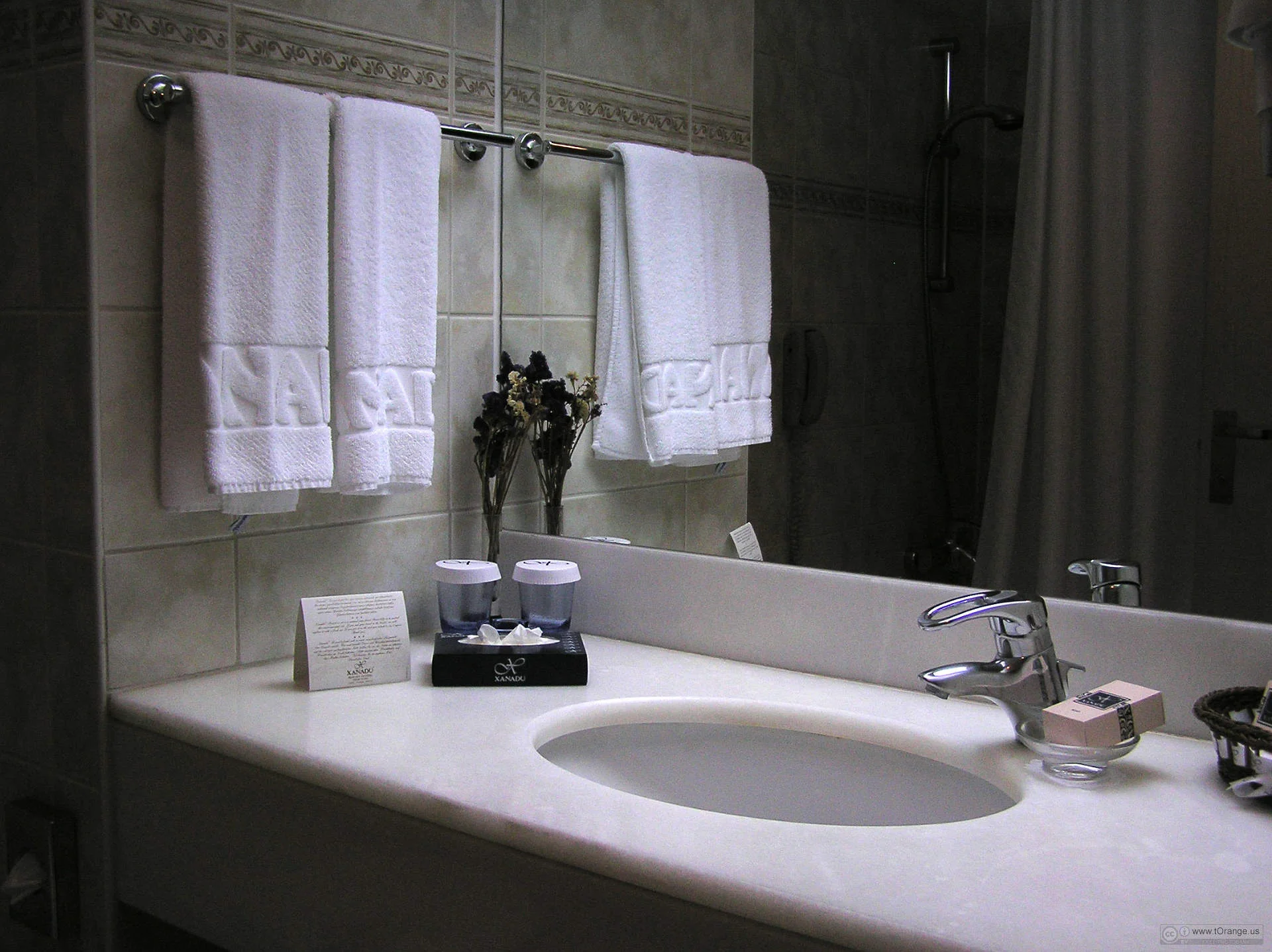 Bathroom-in-hotel-1363953155_87.jpg