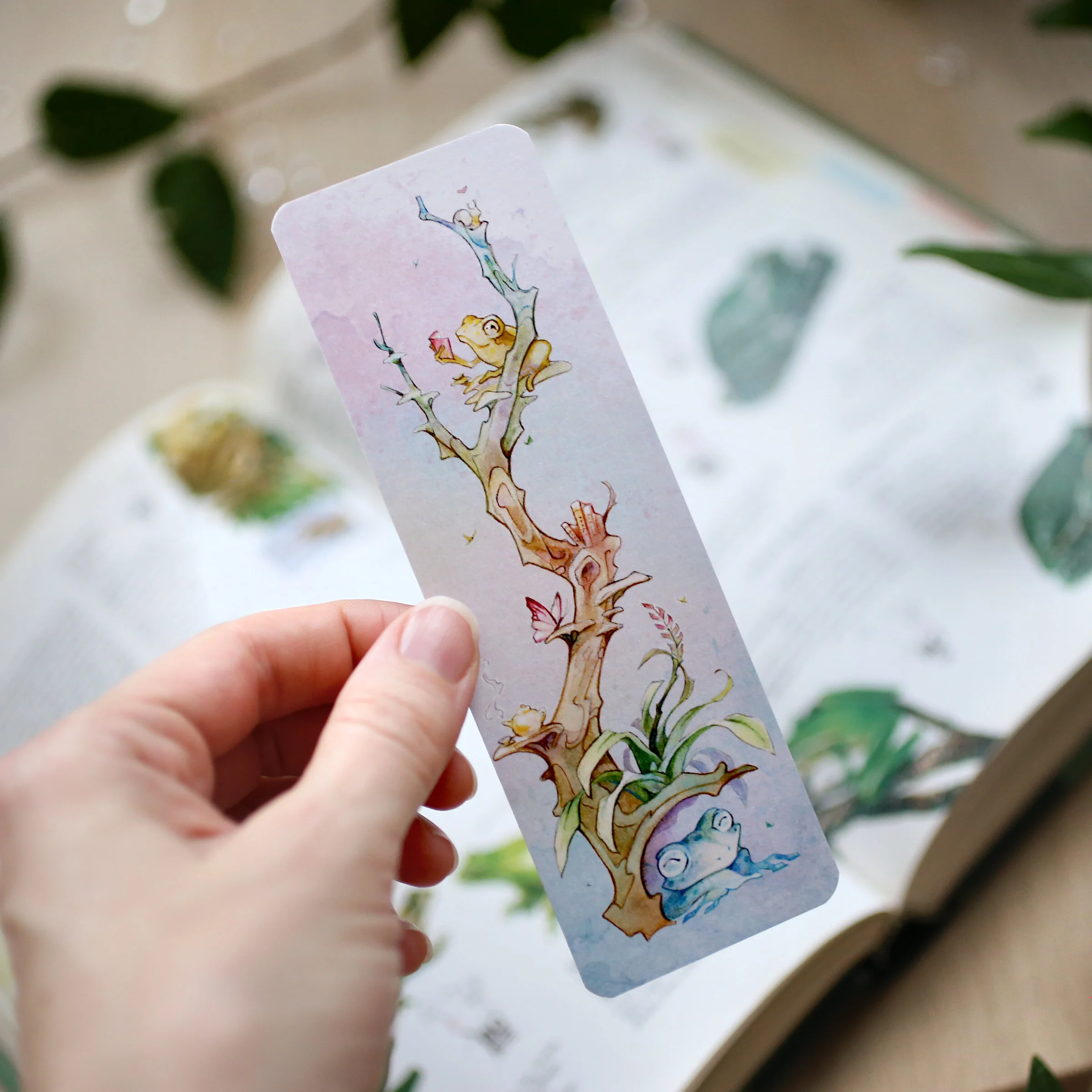FrogBookmark2.jpg