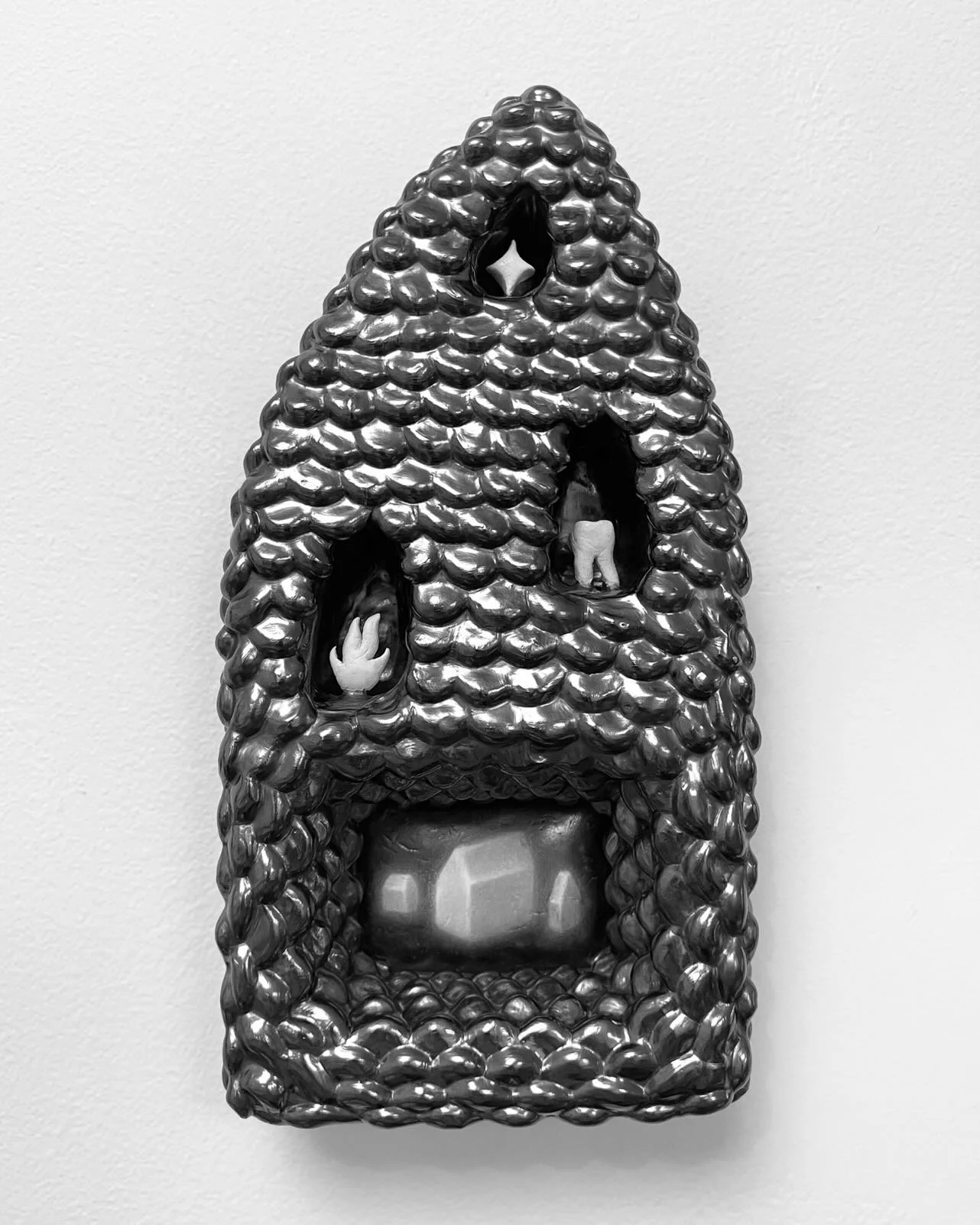 ✨🦷finished house🚪🔥 
.
.
.
.
#graphite #sculpture #house #home #graphitedrawing #monochrome #blackandwhite #art #contemporarydrawing #contemporarysculpture #contemporaryart