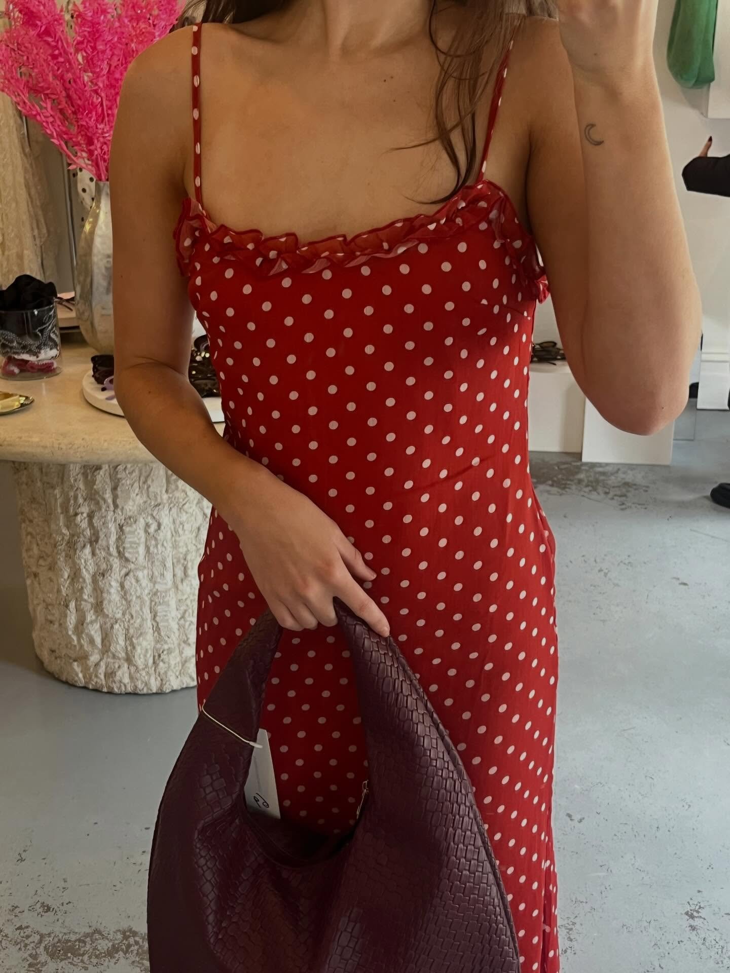 Get your Christmas Day frock sorted❤️ 
Dress, bag and shoes all waiting in store‼️