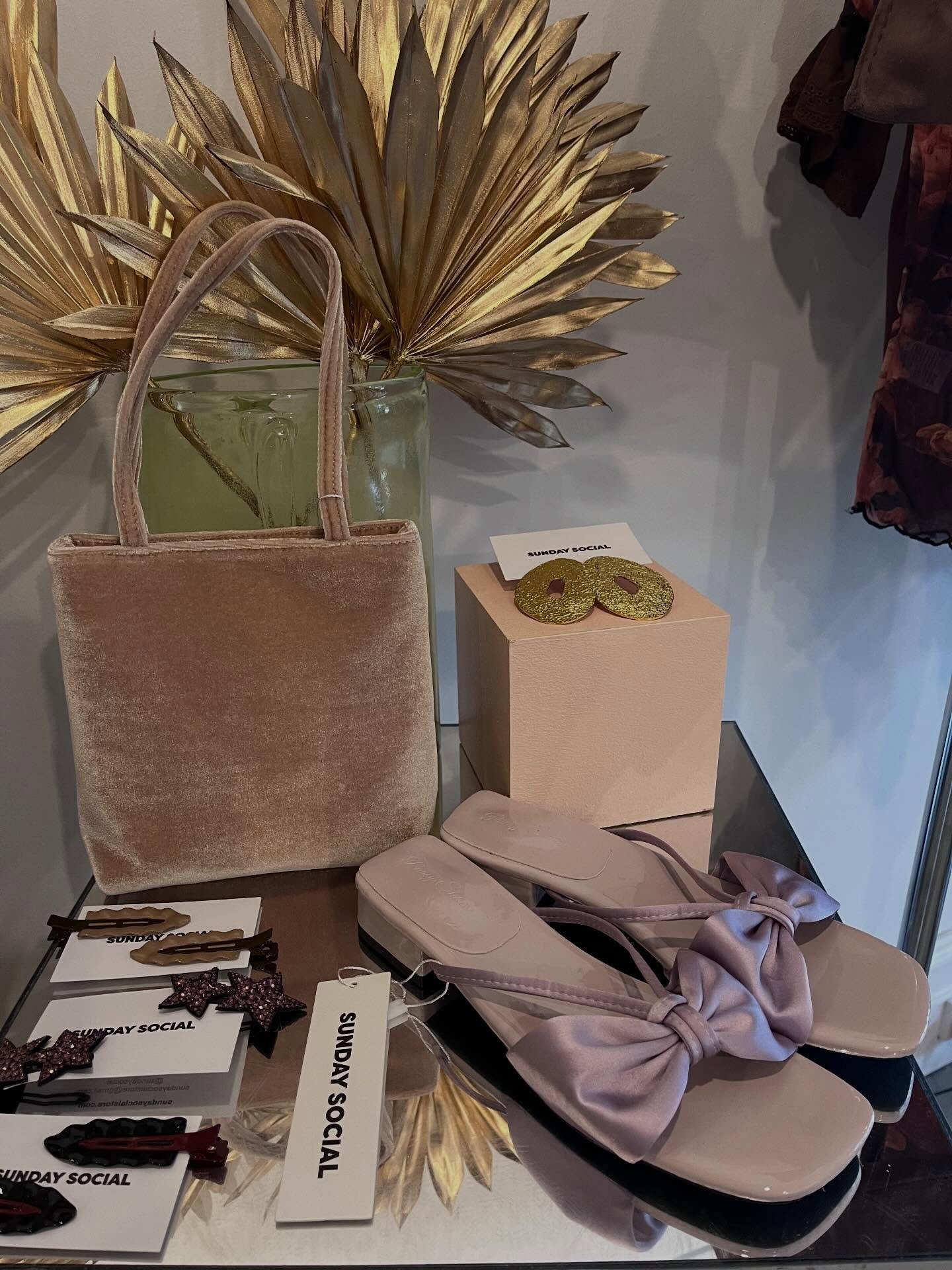 No stress, just vibes. Christmas shopping the SS way 😎