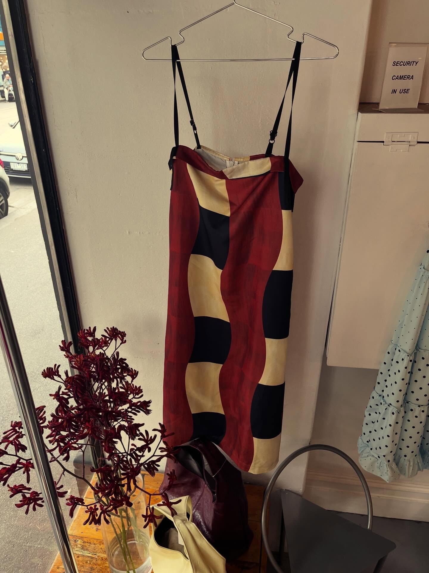 So many fresh pieces still available! Christmas Day fits ready for you 🤎💛