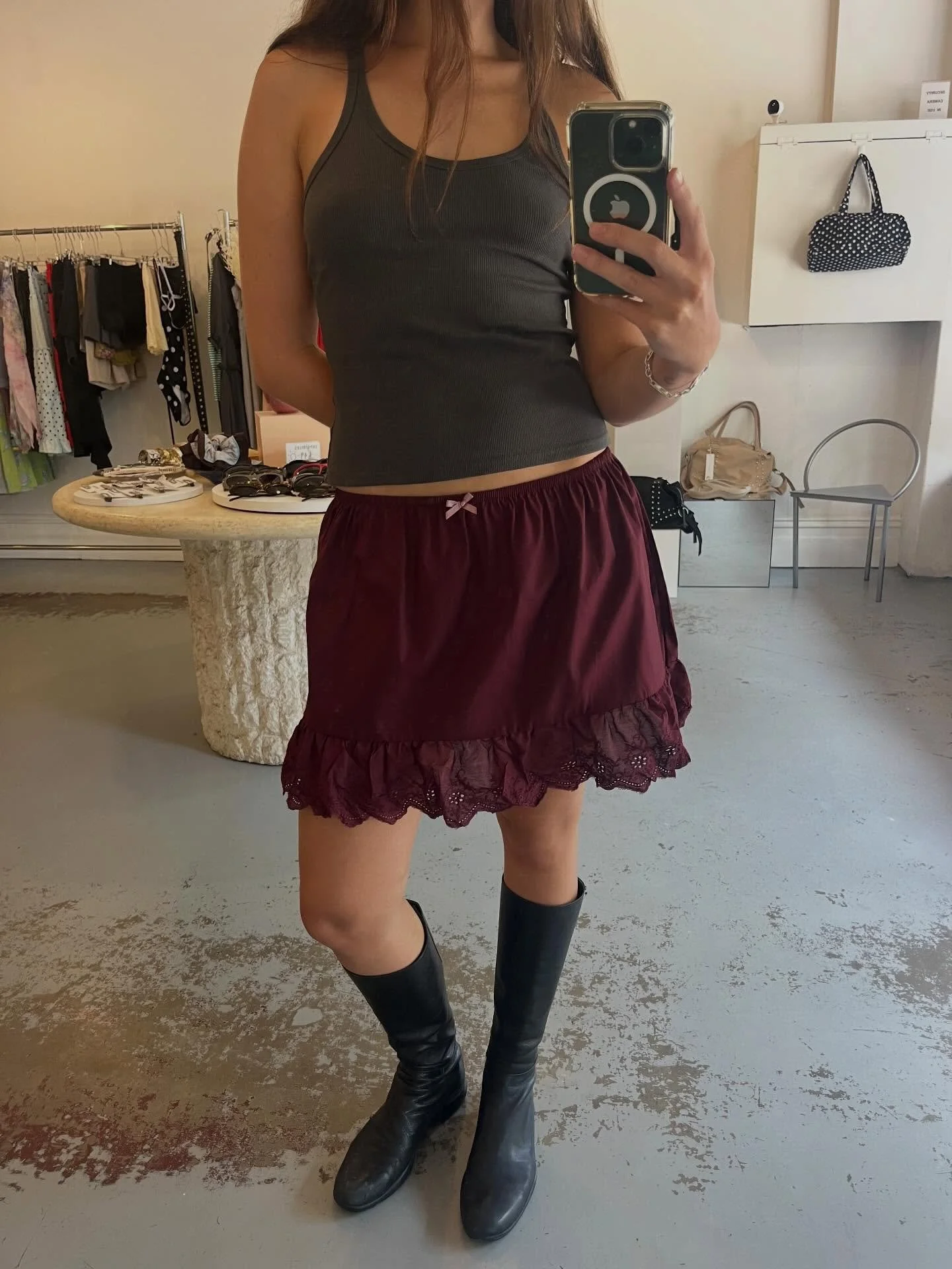 These skirts ARE the moment💚