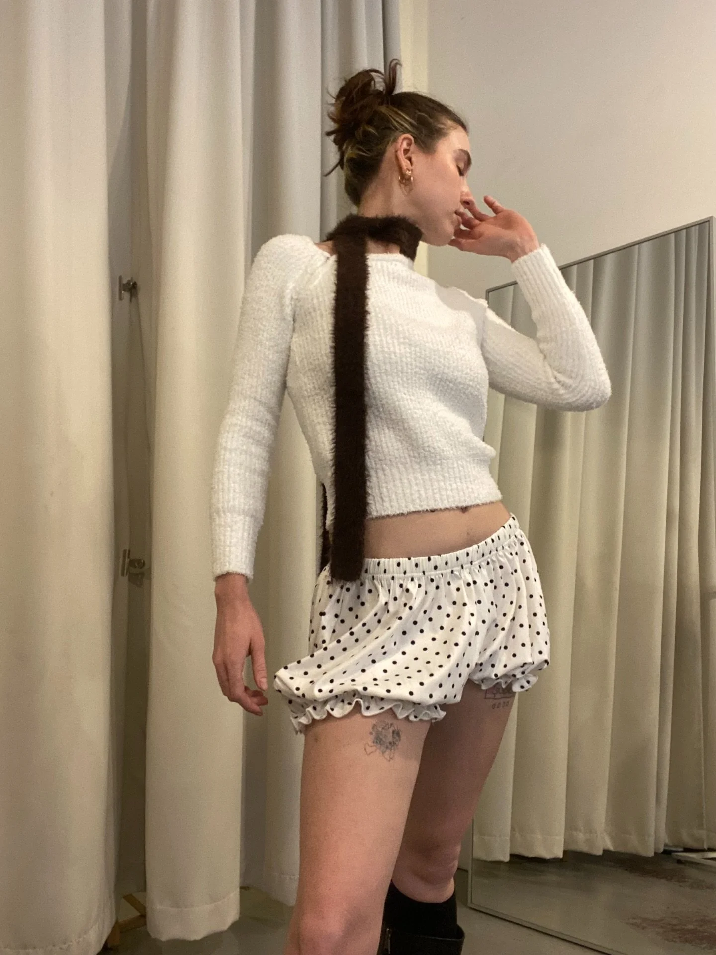 one pair of shorts, two ways to style them !! 

all items in store now 🤩

DM for prices and purchase xoxo