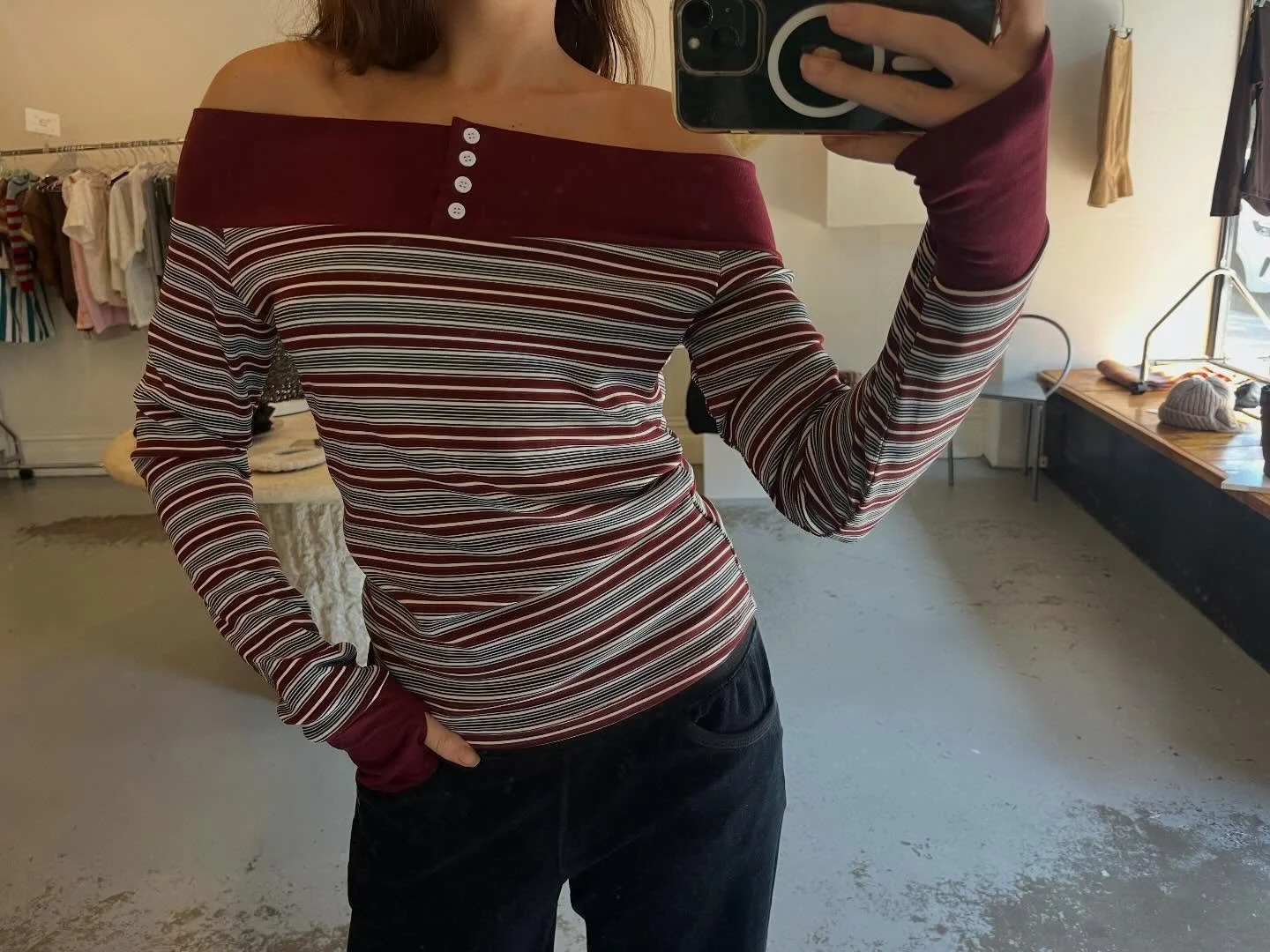 VERY CUTE AUTUMNAL TOPS IN THE WINDOW TODAY🪟🪟🪟🪟🪟 Come check them out before they get snapped up!