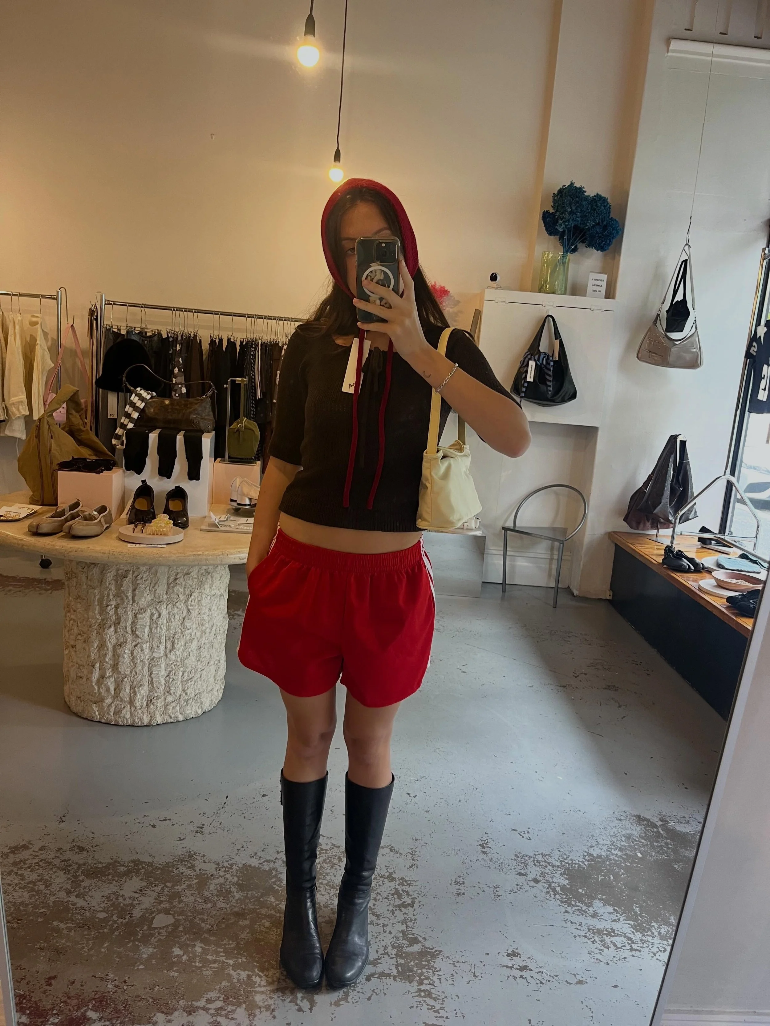 Fit from the window🌹🌹🌹🌹🌹