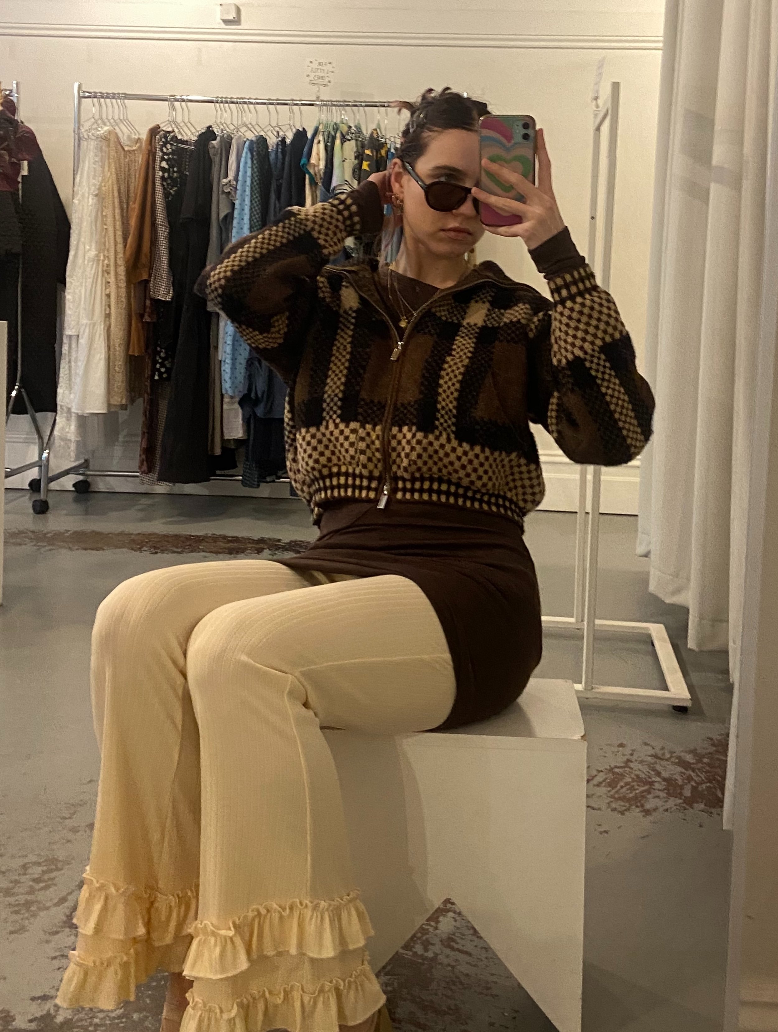 it&rsquo;s layering season again 

🧤🧣👗👚👖🧥👕👔🧦

all items in store right now! DM for prices and purchase xo
