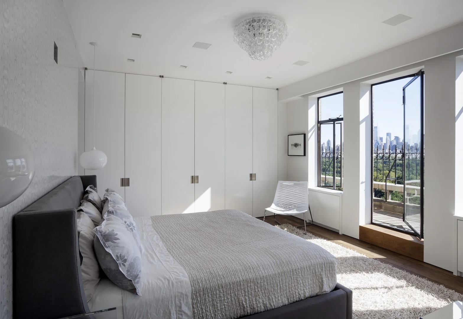 Master Bedroom .jpg