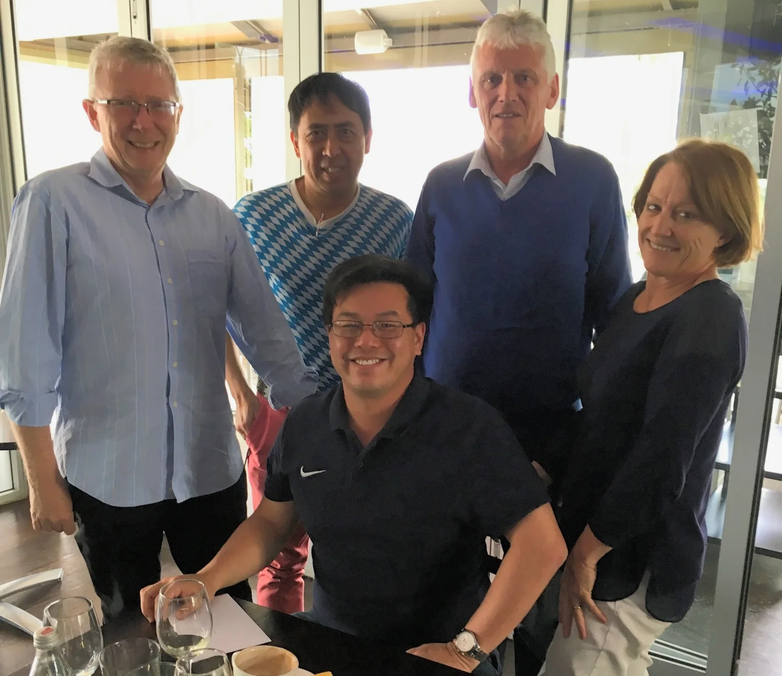 Photo L-R behind Gavin Sit : Rene Lemiere (G17 manager), MRod (Aged Group Manager), Fox (President), Peta van Heurck (Chair of Womens Management Committee).