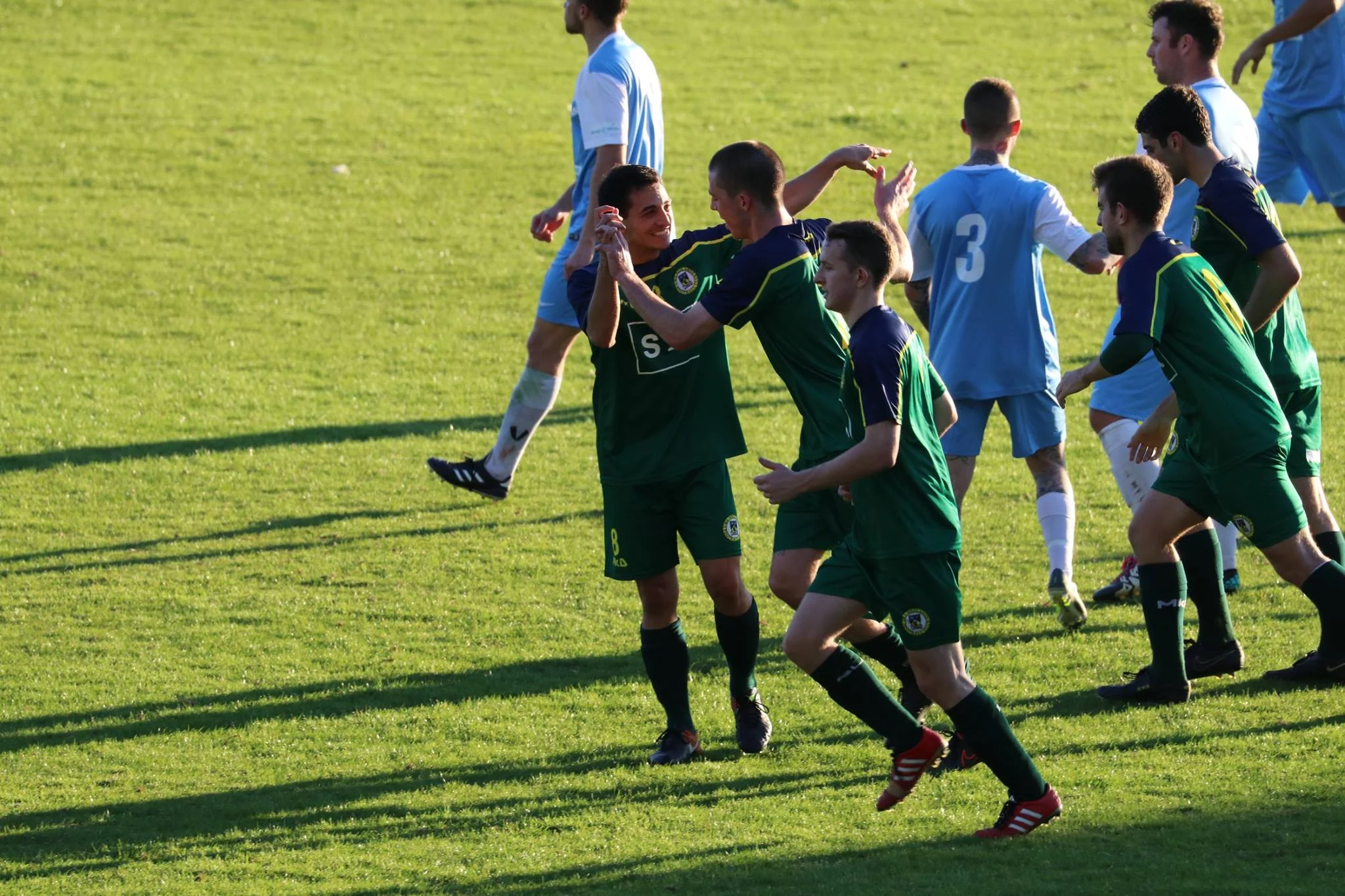 IT'S SET TO BE ANOTHER PHYSICAL BATTLE THIS WEEKEND - CREDIT: GABRIELE MALUGA