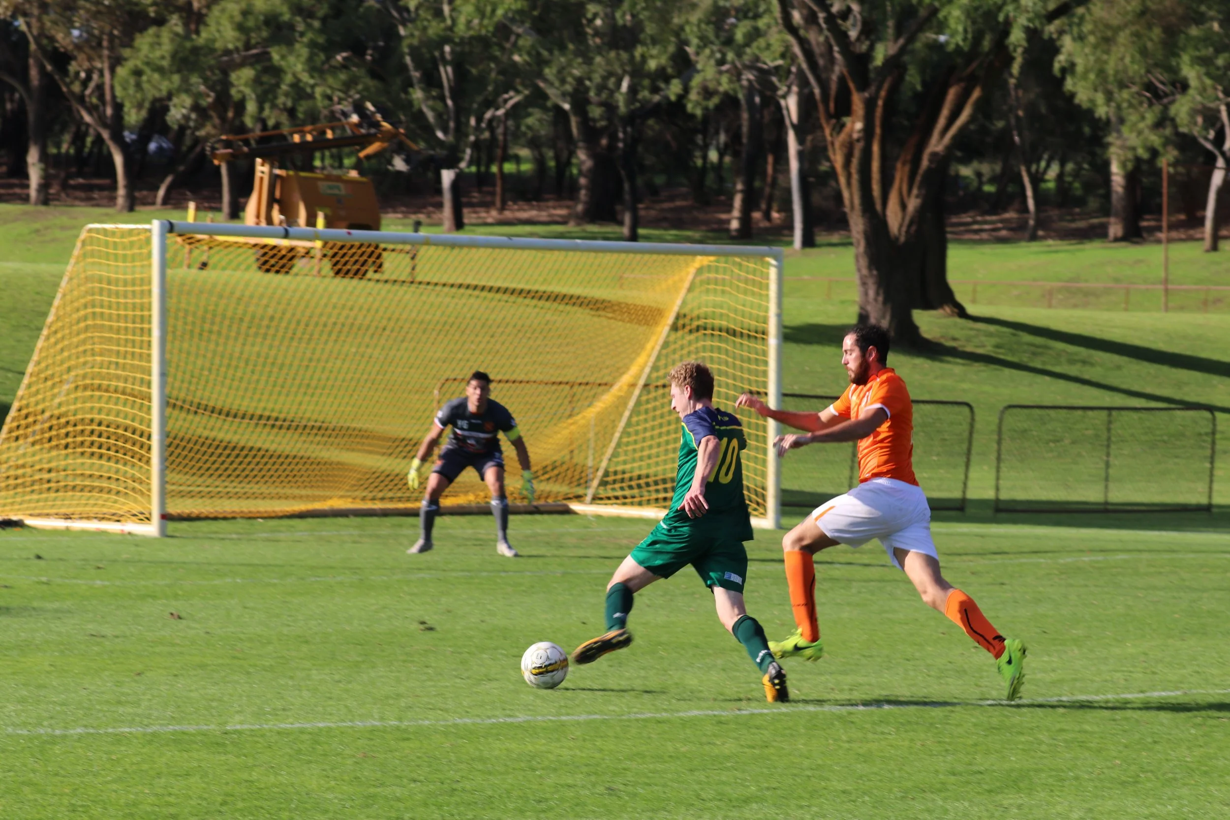 KRETOWICZ ONCE AGAIN HIT THE SCORESHEET WITH A LATE EQUALISER - CREDIT: GABRIELE MALUGA