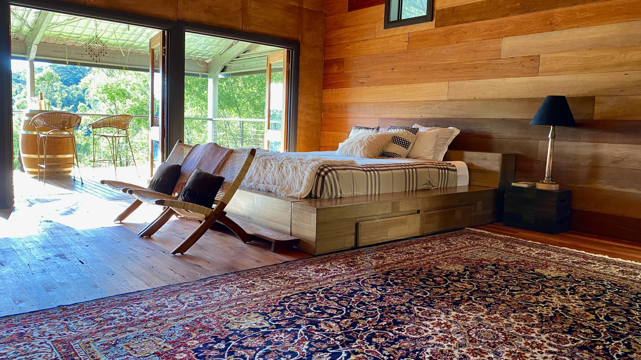 Off-grid farmstay, Alpaca farm and workshops