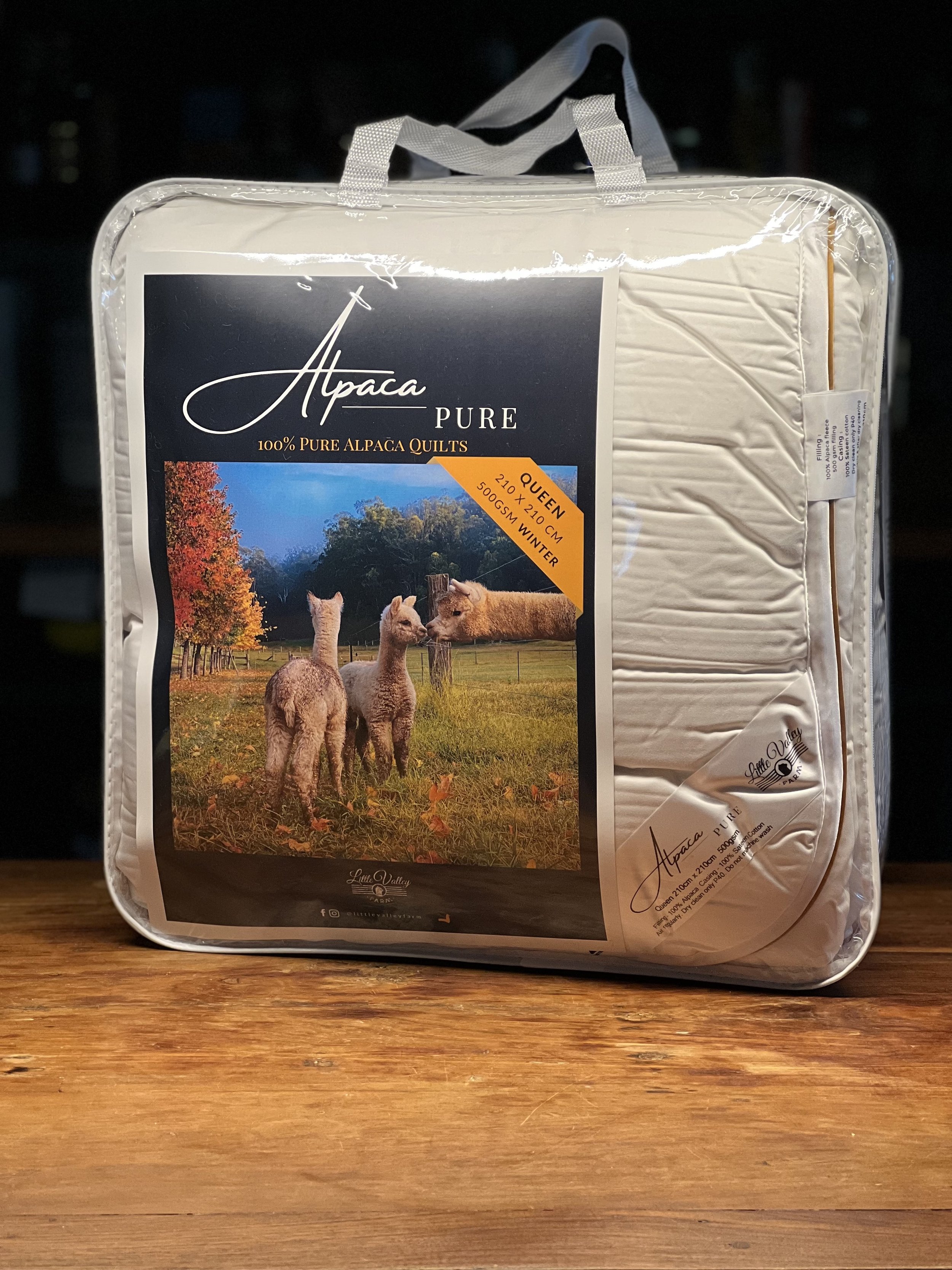 Pure Alpaca Duvet direct from a boutique Alpaca farm in the Hunter