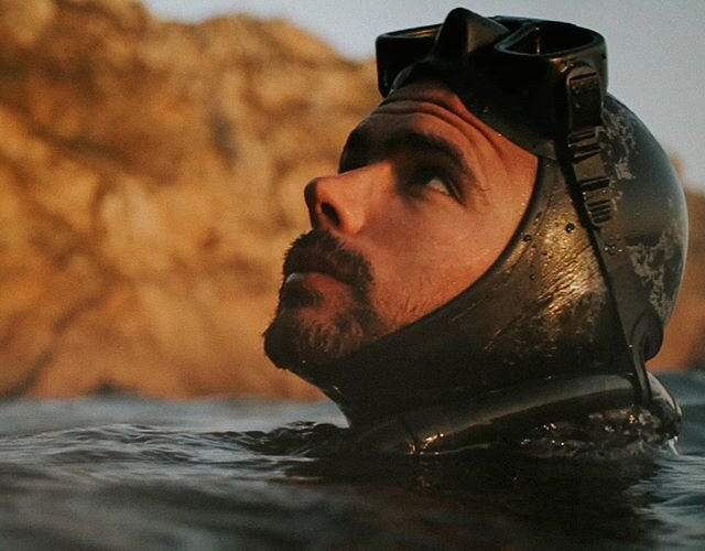 Enjoying the little things. @davidochoapt taking the mask off for five minutes during a dive to just stop and appreciate where we are. We should all do this sometimes.
Frame grab taken from @aguanegrathemovie.