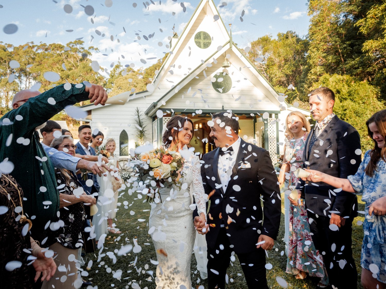 Tweed+Coast+Wedding+Pioneer+Country+Confetti.jpg