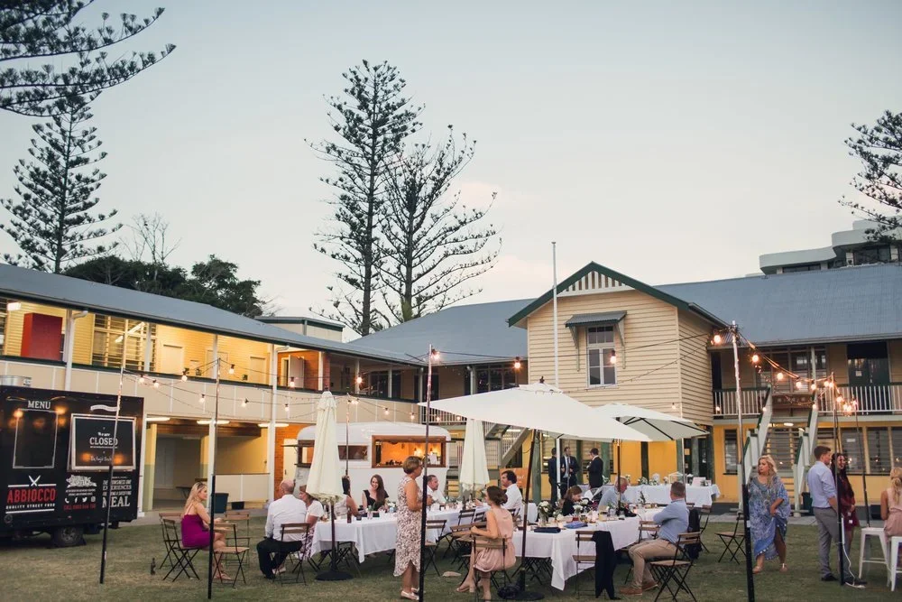Caravan-Bar-Kirra-Hill-Community-Hall-Gold-Coast-Wedding.webp