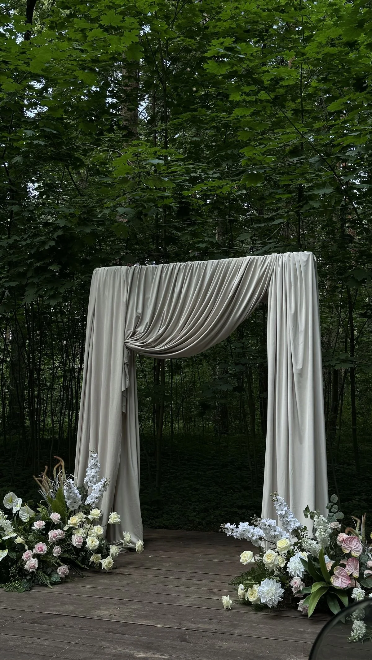 Draped Arbour - Full Coverage