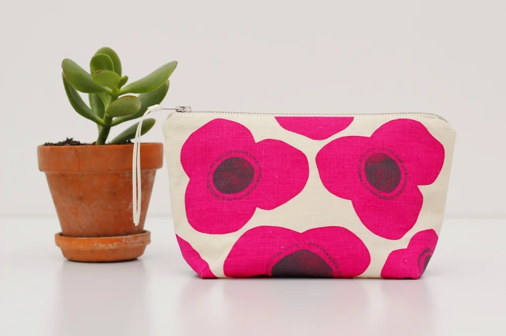 poppies pouch