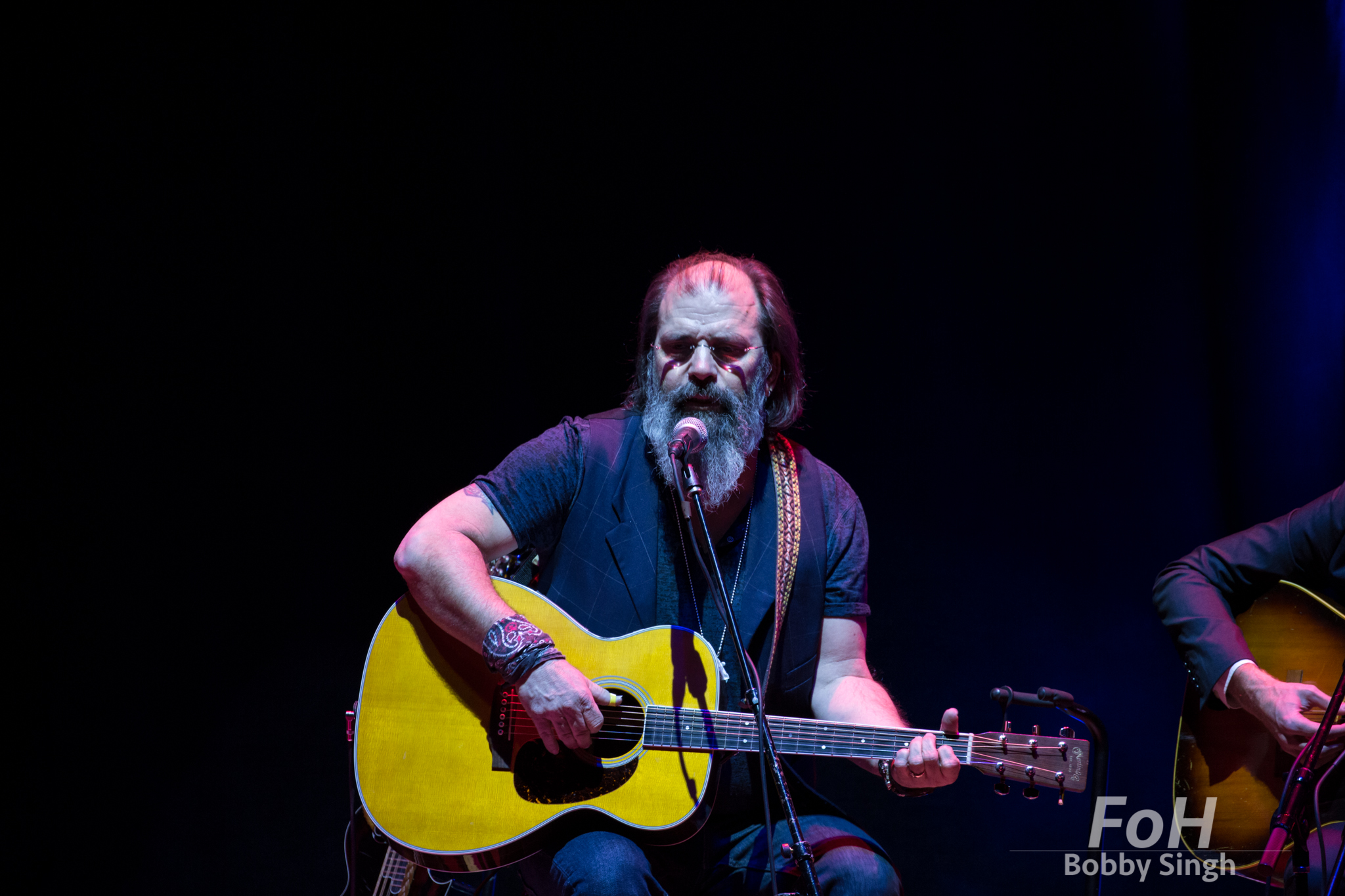  Steve Earle performing at the Lampedusa Concert for Refugees fundraiser at Massey Hall in Toronto 