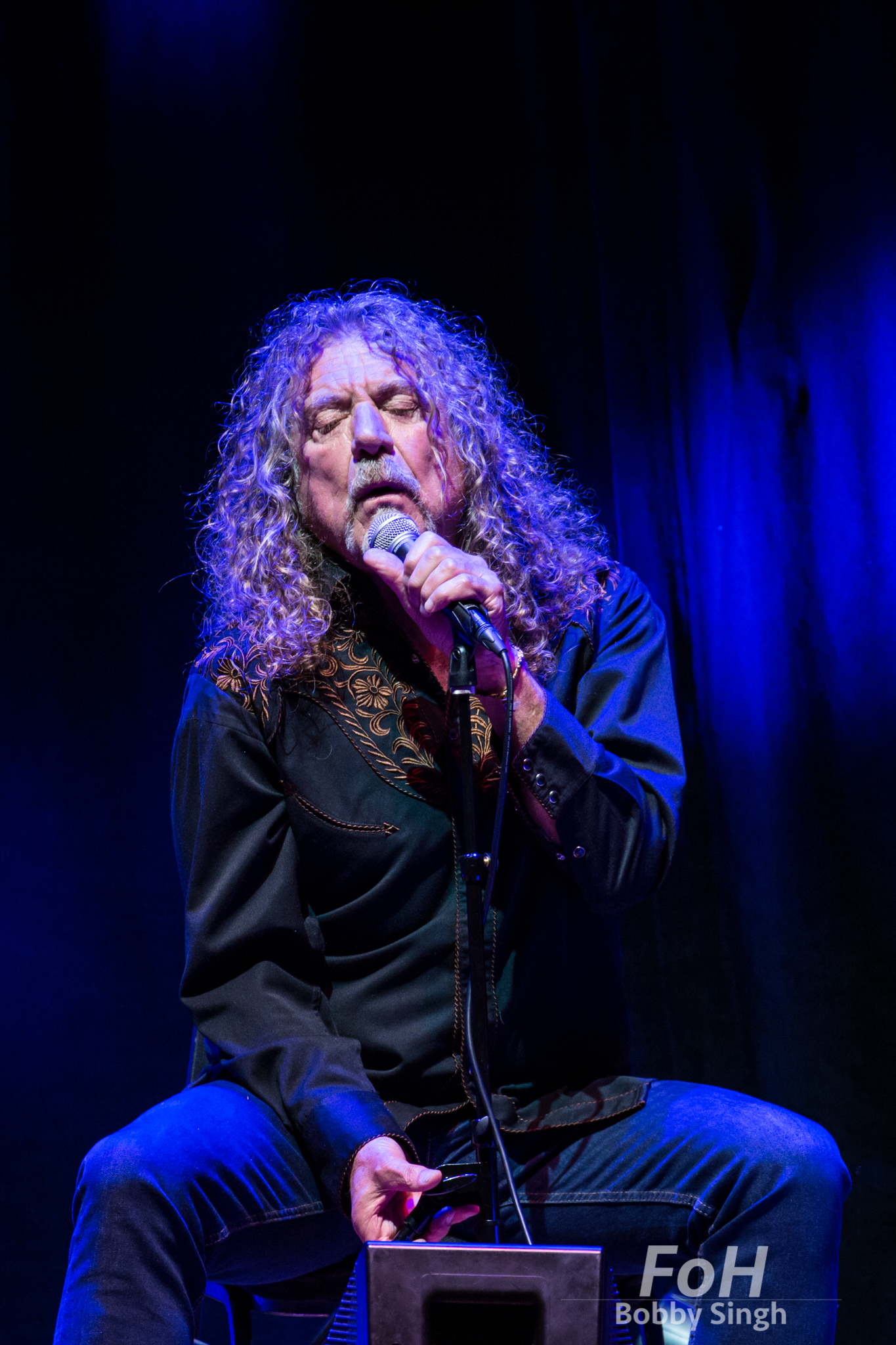 Robert Plant performing at the Lampedusa Concert for Refugees fundraiser at Massey Hall in Toronto 