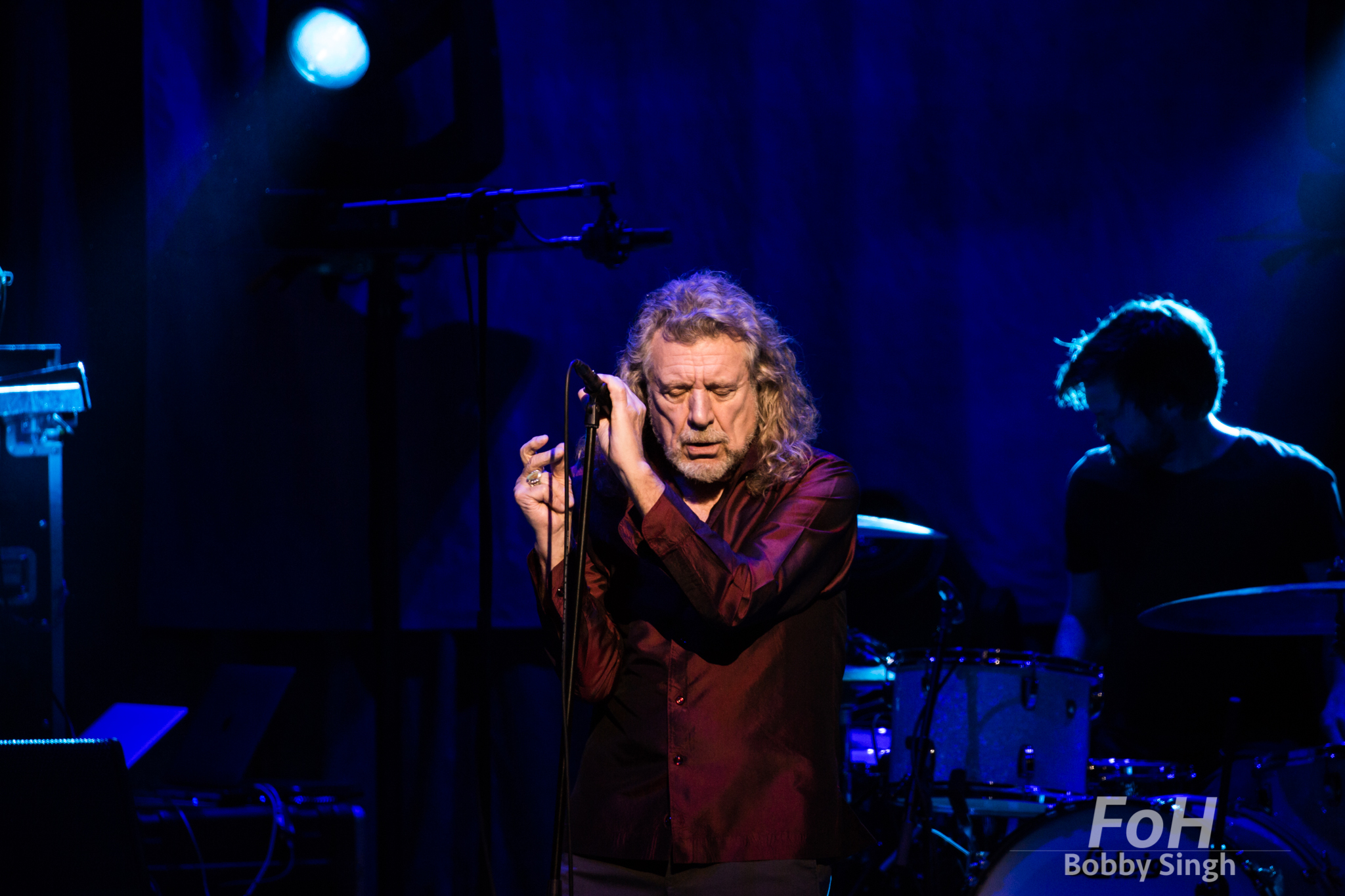  Robert Plant performing at Massey Hall in Toronto. Credit Bobby Singh/Alamy 