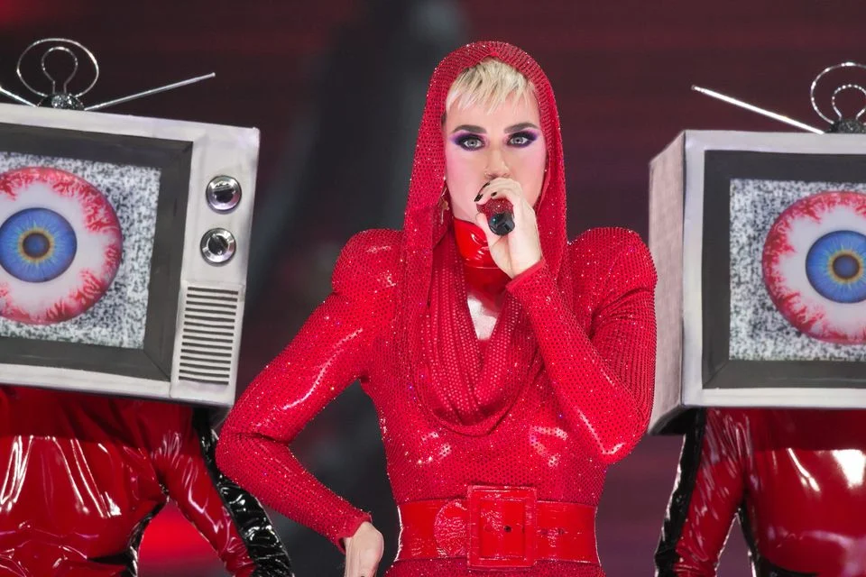 02-Katy Perry.jpg