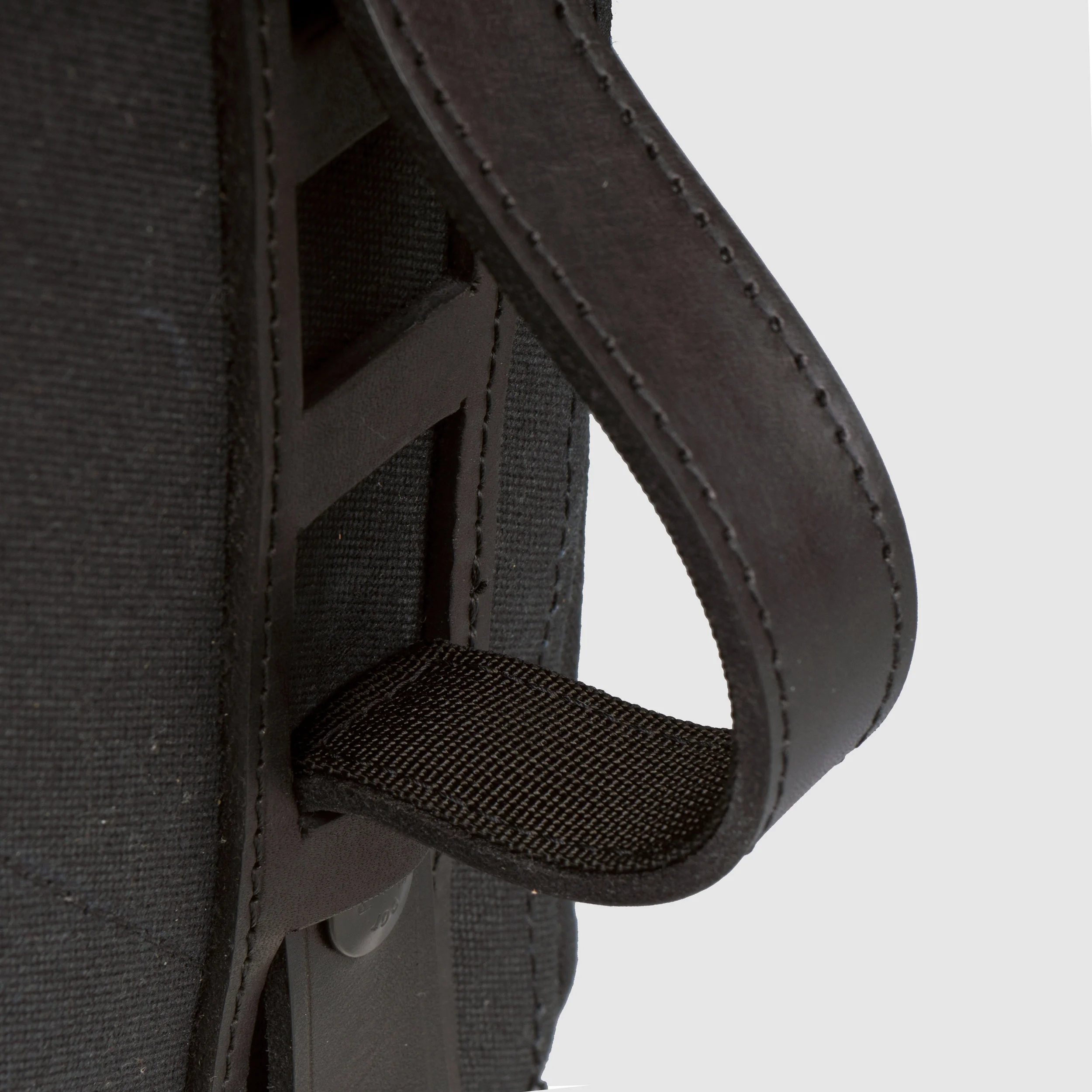 BBsaddlebagstrap.jpg