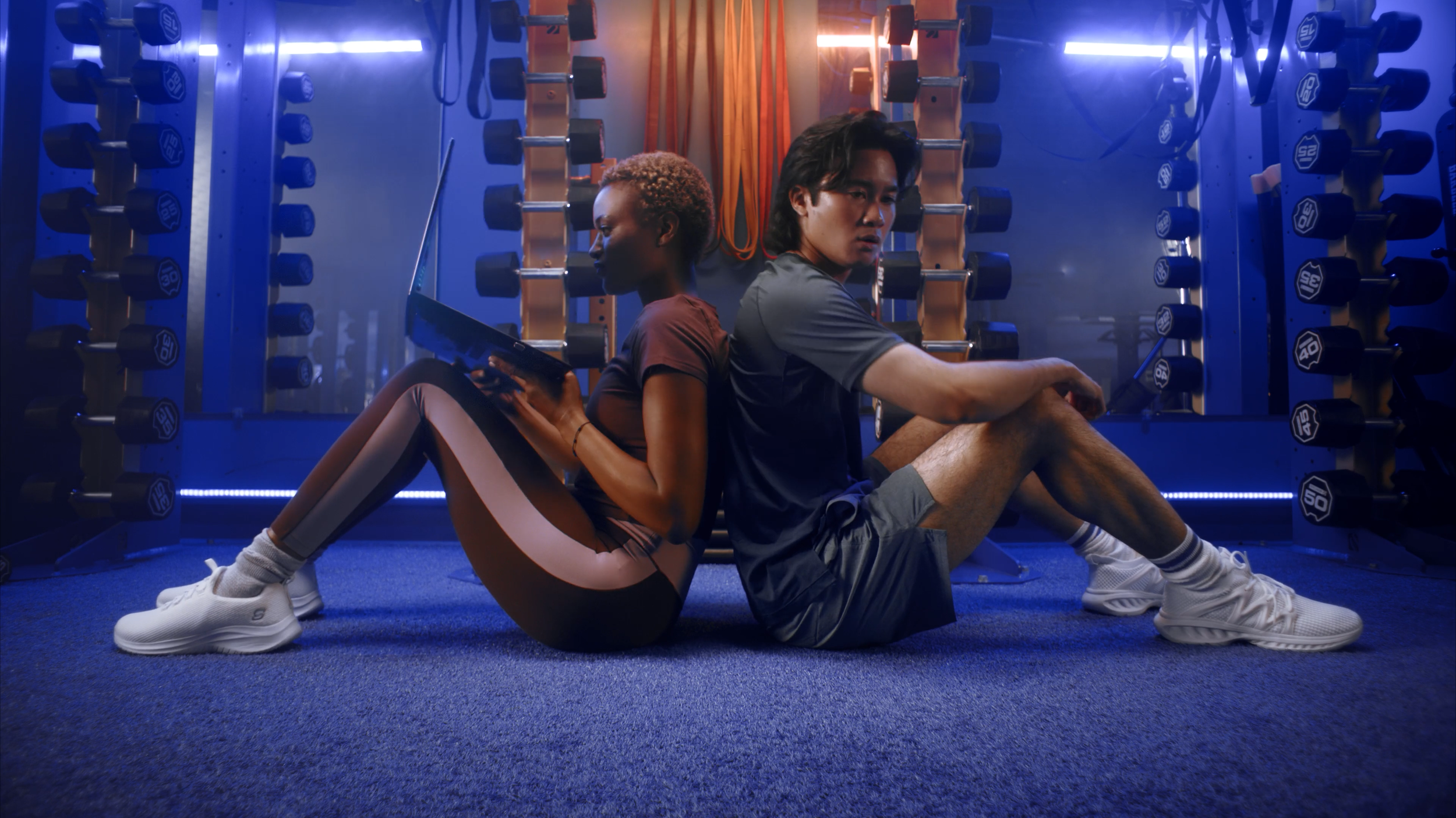 connectwise_-_the_comeback_(60s)_v1 (2160p).00_00_48_15.Still002.png