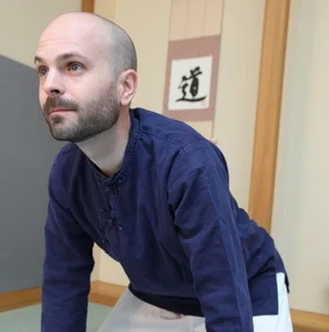 Greg Muholland RMT Health & Wellness As a Registered Massage Therapist and Shiatsu Therapist, Greg presents an intuitive and integrative East-meets-West approach toward holistic health. His career began with a diploma from the Shiatsu School of Canada in 2010. Since then he has recently graduated from Acupuncture Therapy in 2014 and Registered Massage Therapy in 2015. Greg strives to provide a harmonious mixture of Eastern and Western approaches to therapeutic massage. This treatment focuses on your personal needs, manipulating the soft-tissues of the body to relieve pain, help rehabilitate injuries, improve circulation, relieve stress, increase relaxation, and aid in the general wellness of clients.