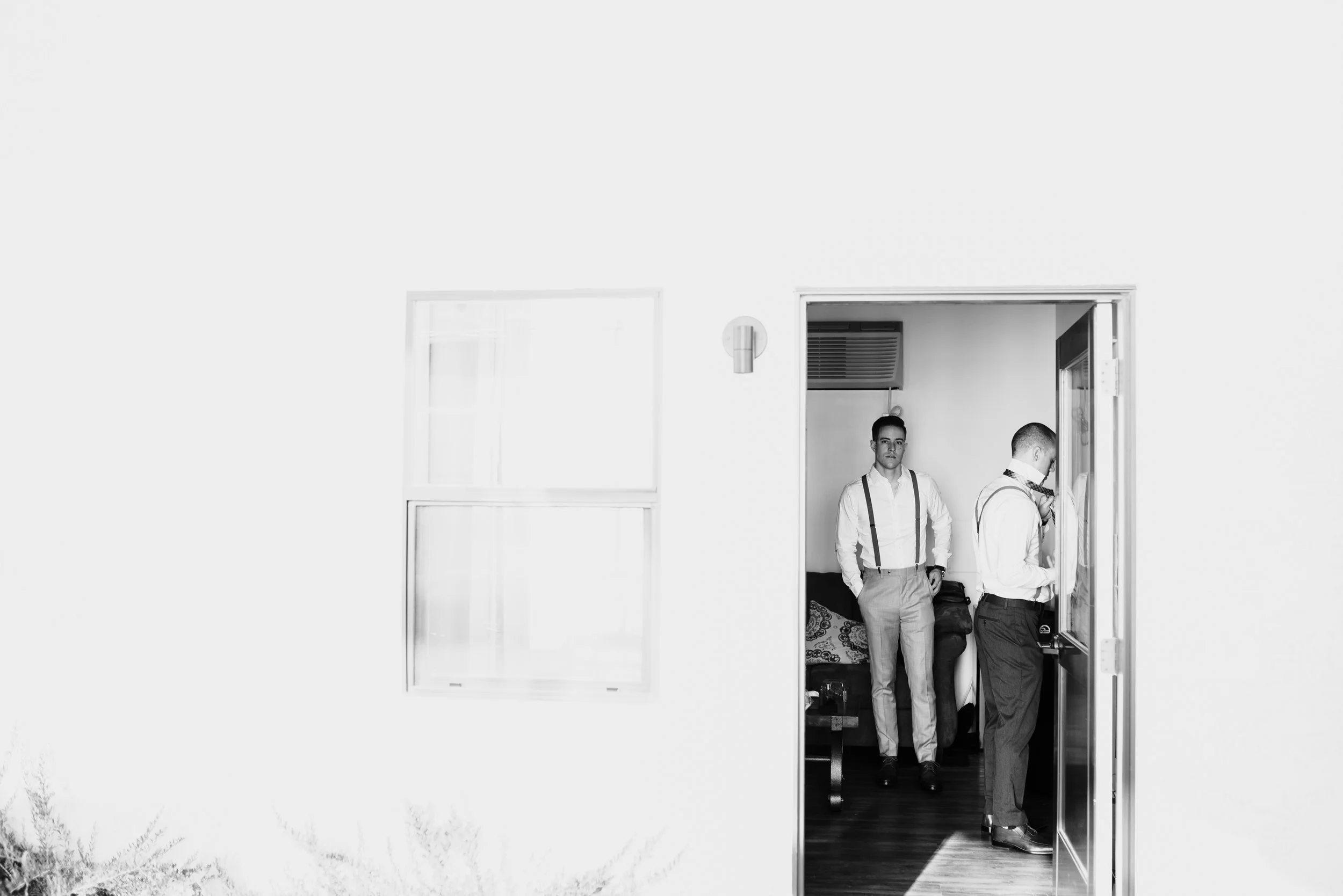 getting ready_lucy+ryan-14.jpg