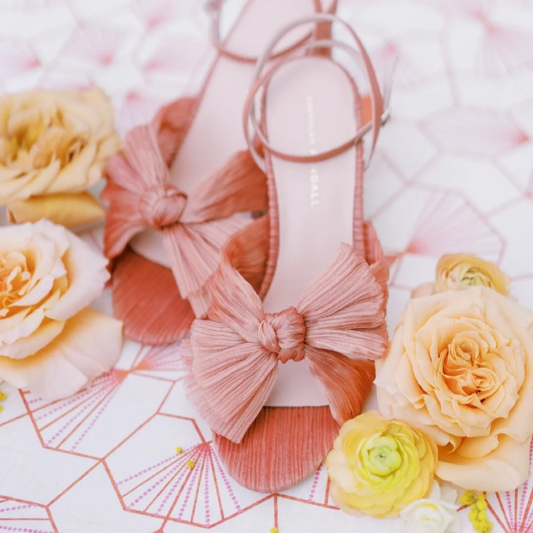 The perfect heels to match this gorgeous print from @latavolalinen that we are obsessed with! 💛

Photo: @paigevaughnphoto
Design + Planning: @36thstreetevents
Venue: @southcongresshotel
Floral: @blumenfloral
Linens: @latavolalinen
Shoes: @loefflerrandall