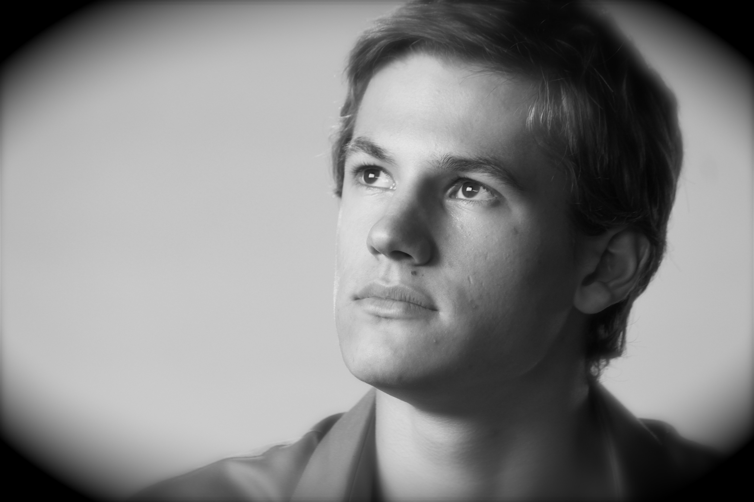 Zach_Portrait.jpg