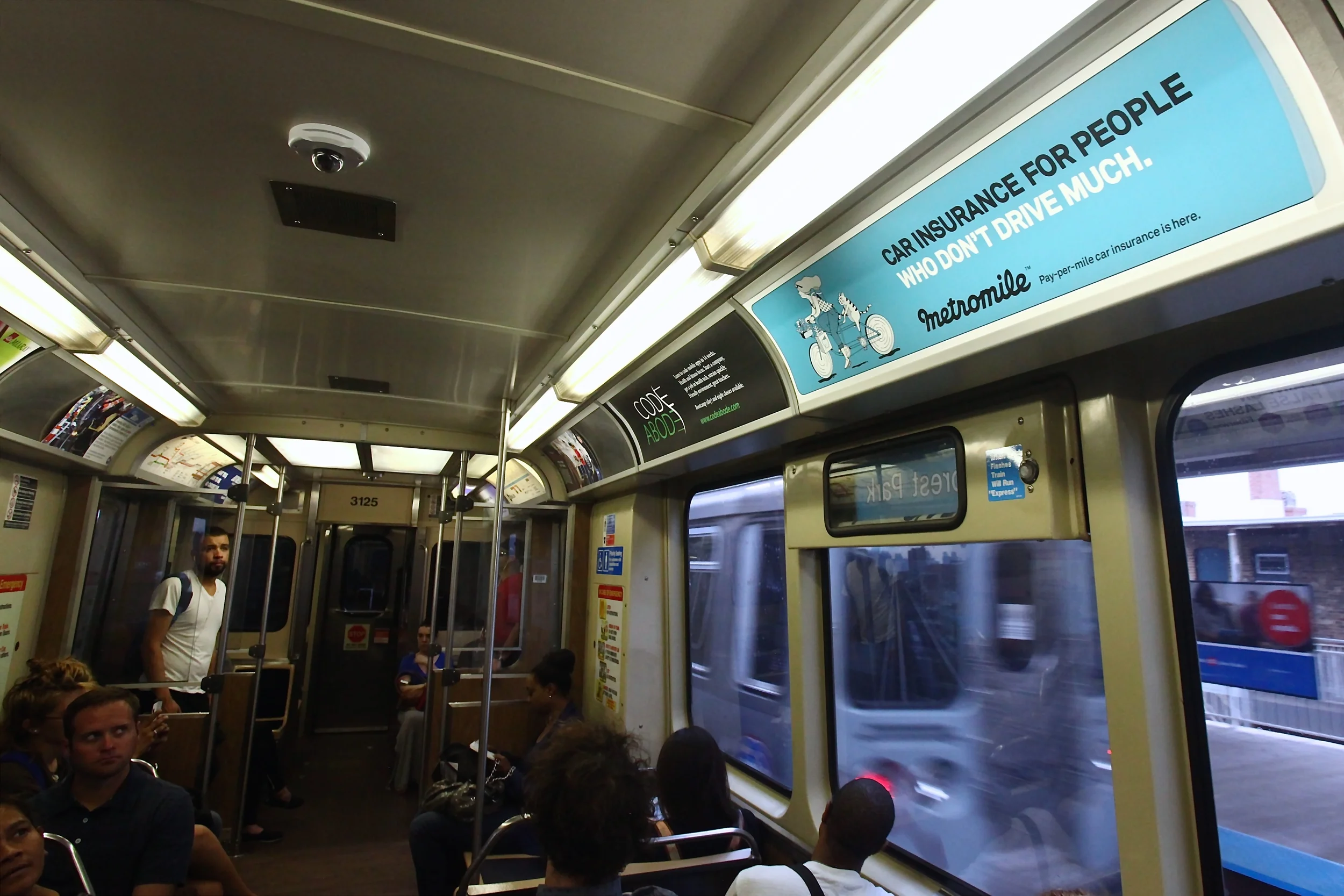 Chicago_Rail_Interior Car Card (11x46.5)_21531248_629925.JPG