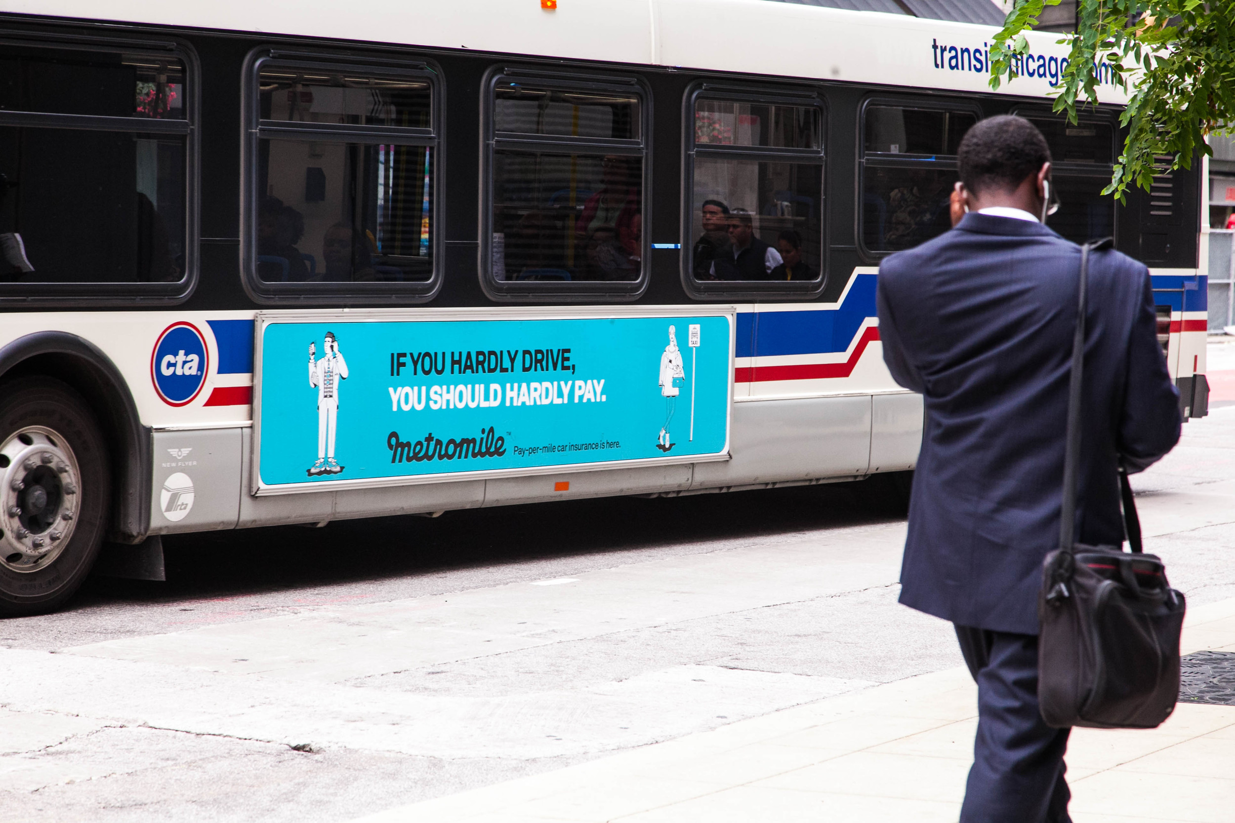Chicago_Bus_King (30x144)_21531359_634823.jpg