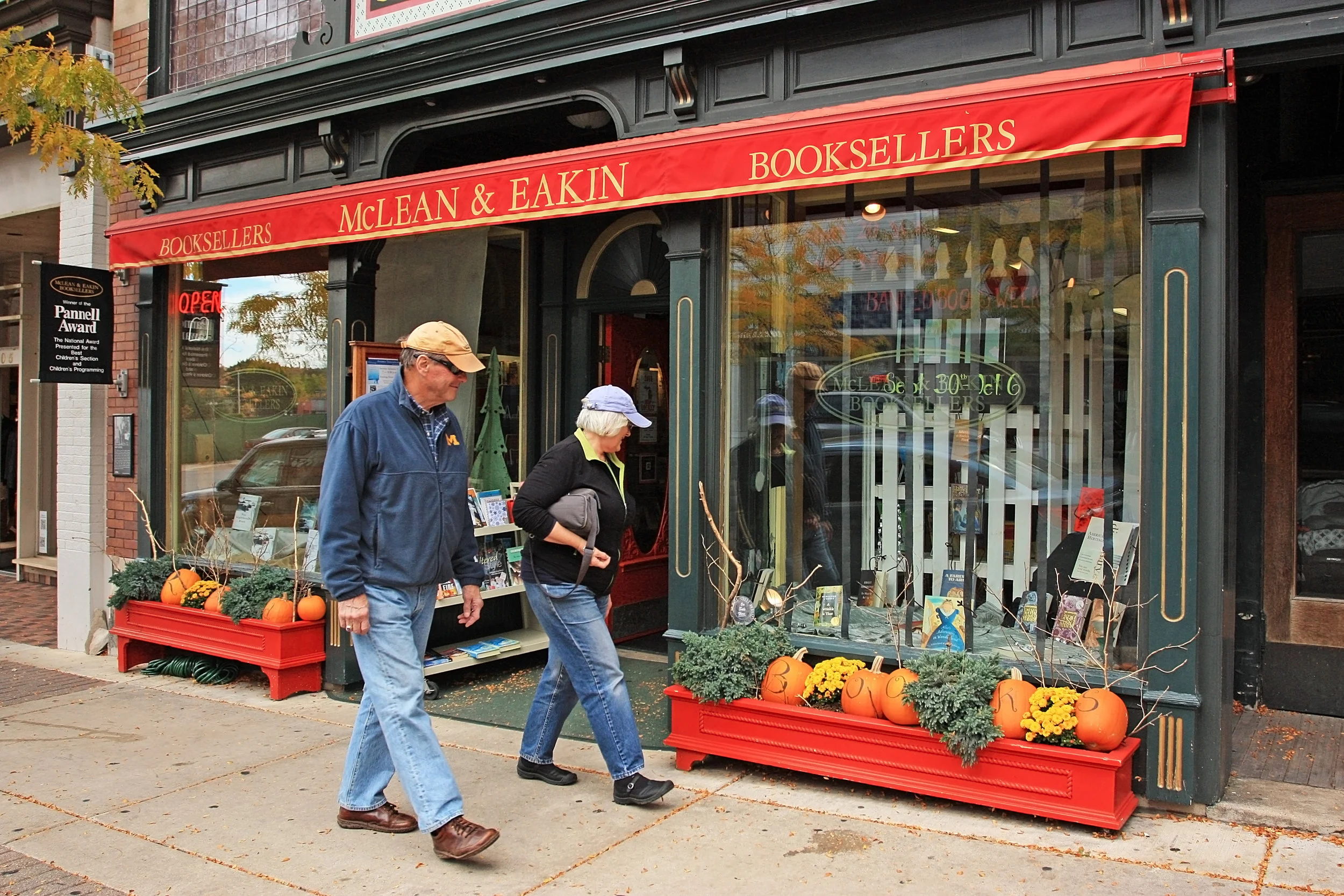 Fall Window Shopping 3.jpg