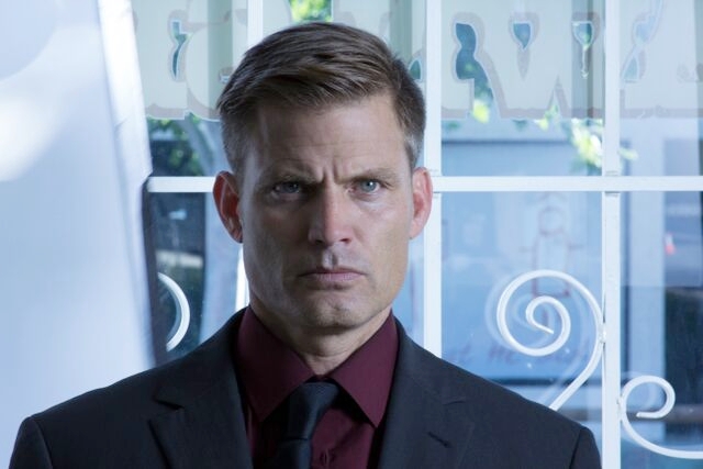 Casper Van Dien