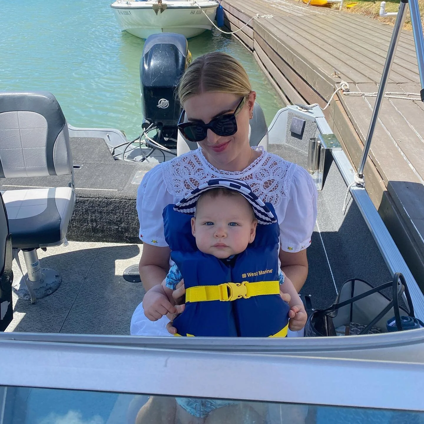 Boating babes 🚤 #Hawaii #Oahu #MilesDaniel #FirstBoatRide #LoveShackFancy #Celine #OOTD #FBlogger #RegalSiegel