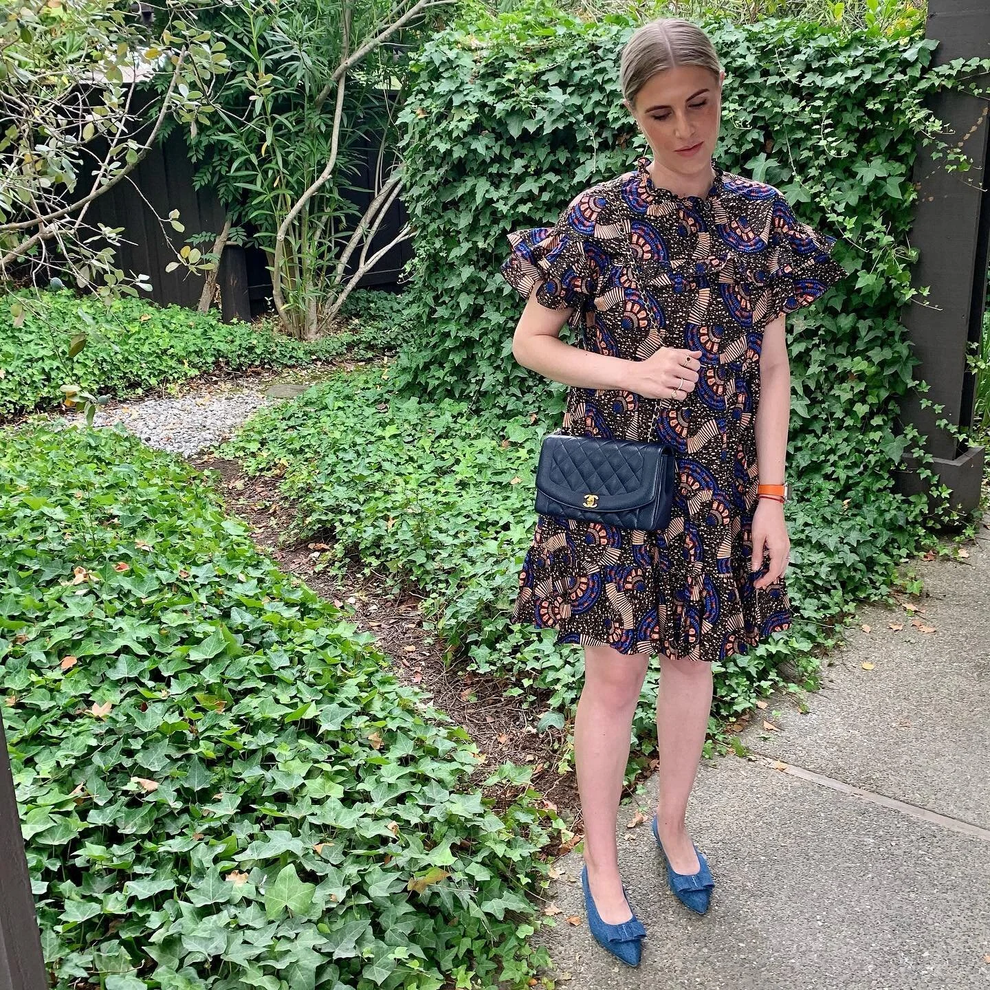Heading off to dinner for the first time in four months 😏 #OOTN #DateNight #Ferragamo #FerragamoShoes #Chanel #ChanelBag #Hermes #AppleWatch #UllaJohnson #FashionBlogger #InstaFashion #RegalSiegel