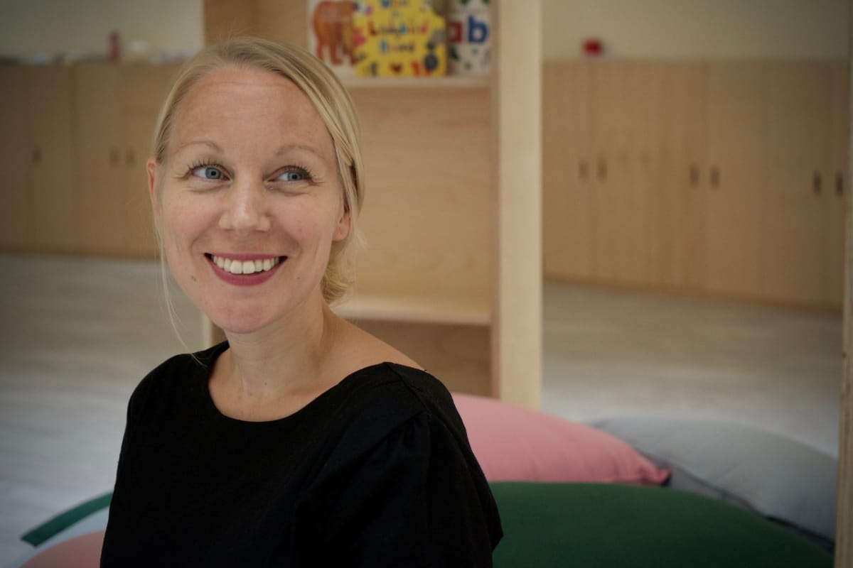 Anna-Maija Kuokkanen is responsible for the Guangzhou kindergarten’s pedagogical content. Picture: Matti Hämäläinen / Yle
