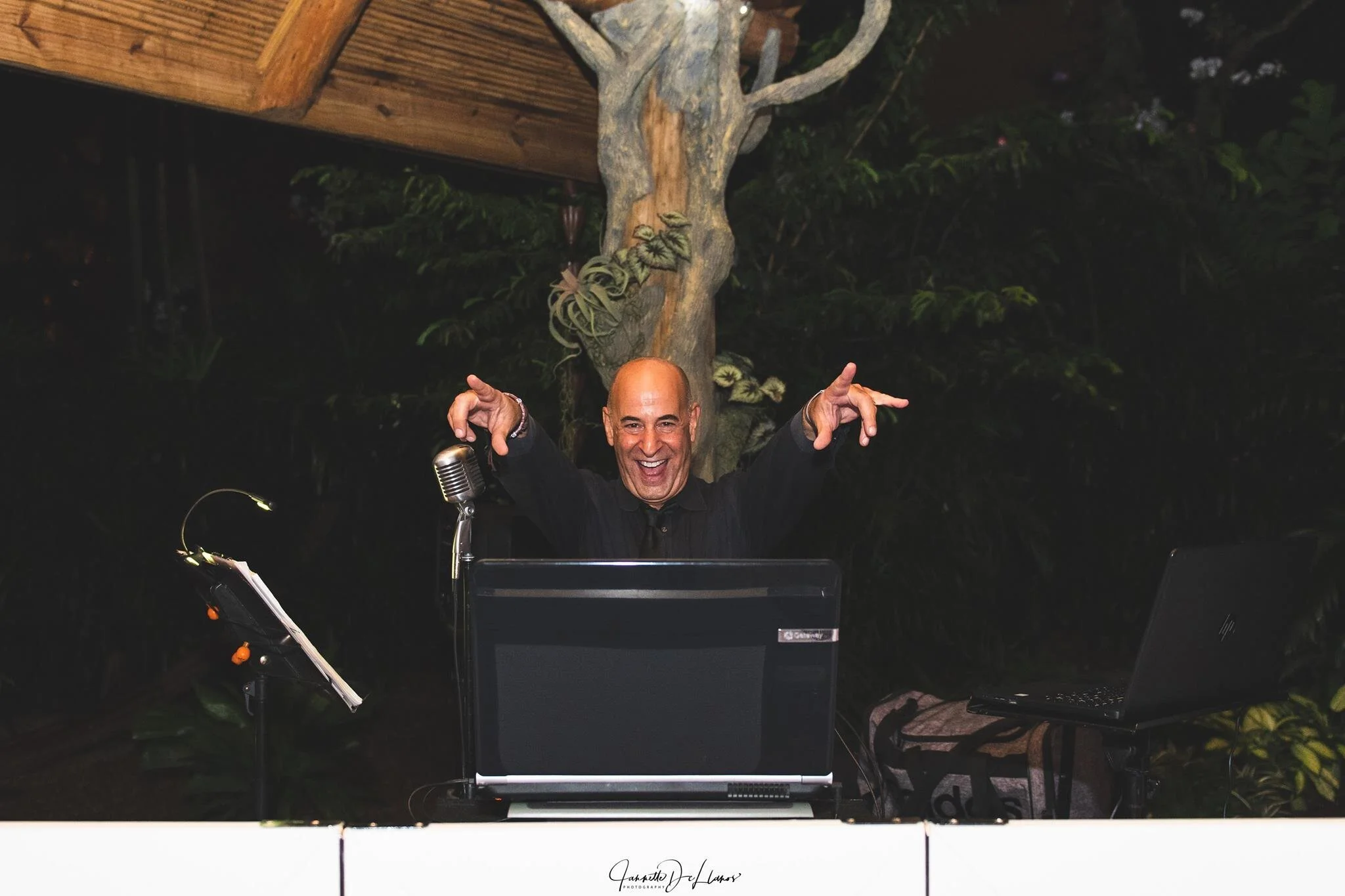 Russ Ginsberg Dj & MC Host 
