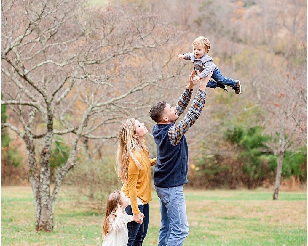 Monroe, Virginia Family Session | Brooke Waldroup Photography 