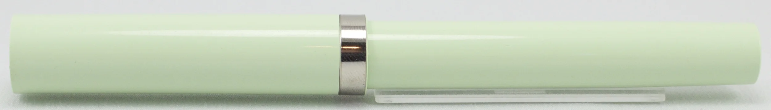 Sheaffer No Nonsense - Pastel Green