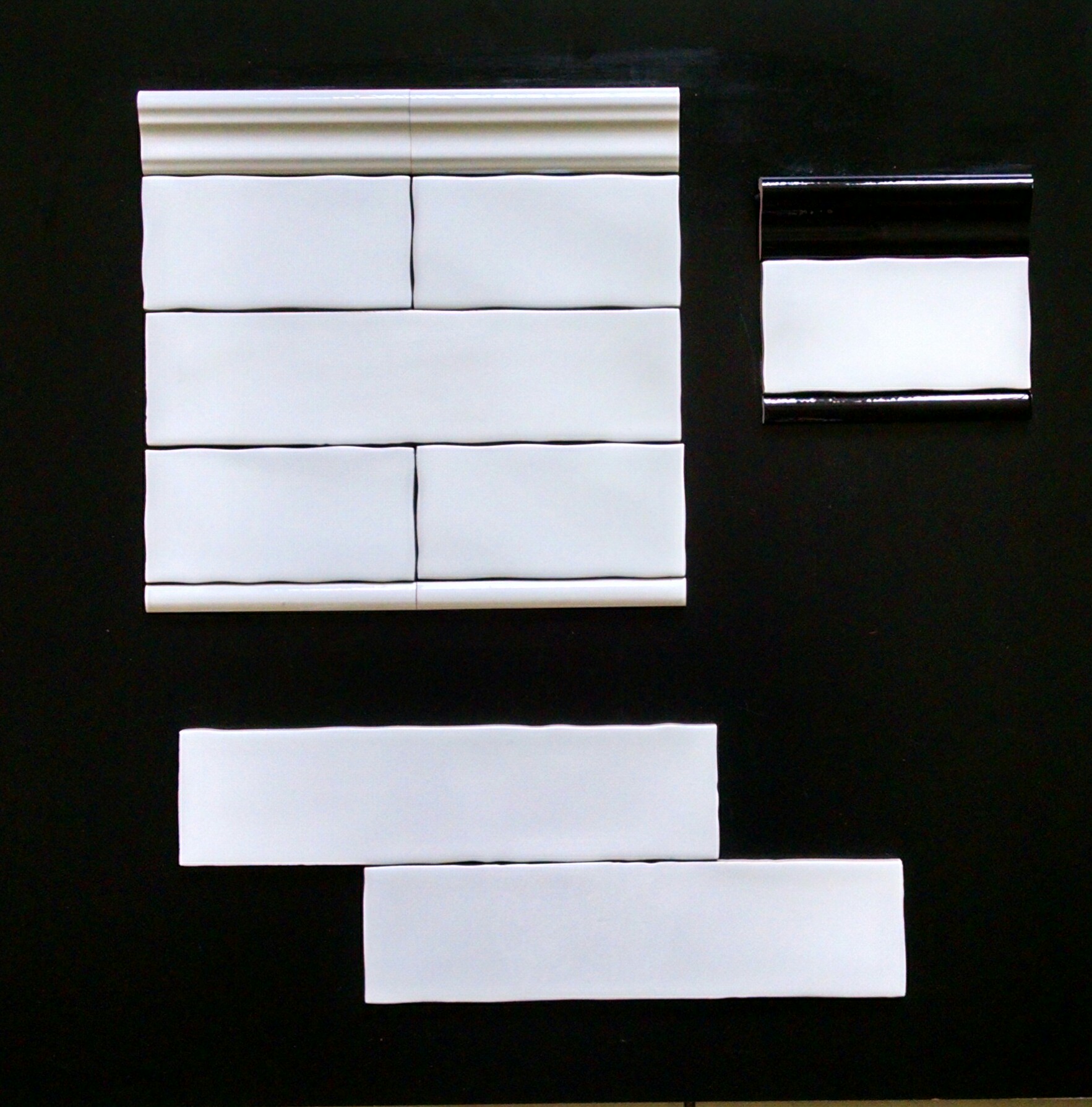 METRO WHITE 3"X6" - 88 PC/CTN (10.66 SF); 80 CTN/PLT 3"X12" - 44 PC/CTN (10.66 SF); 80 CTN/PLT 3"X6" BULLNOSE 2"X6" CHAIRRAIL 0.75"X6" PENCIL METRO BLACK - 2"X6" CHAIRRAIL 0.75"X6" PENCIL
